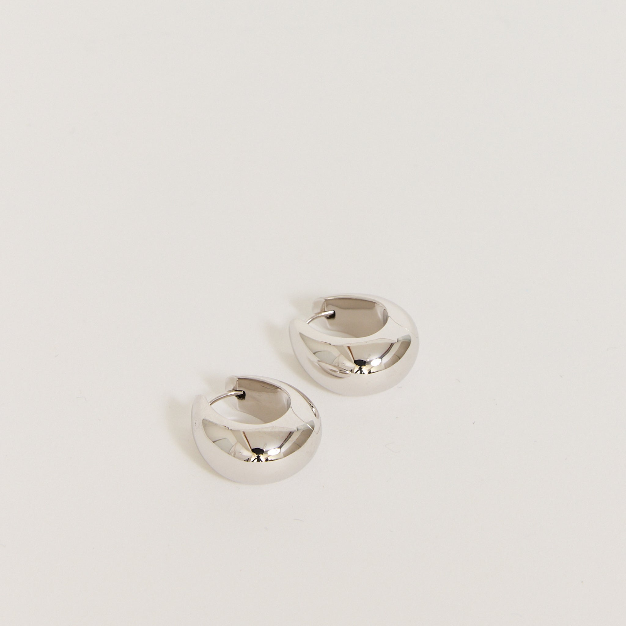 Ice Hoops Medium Silver