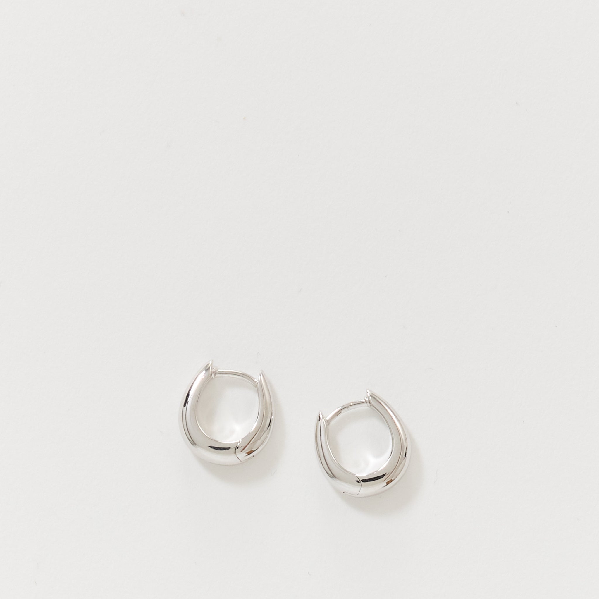 Liz Huggies Silver