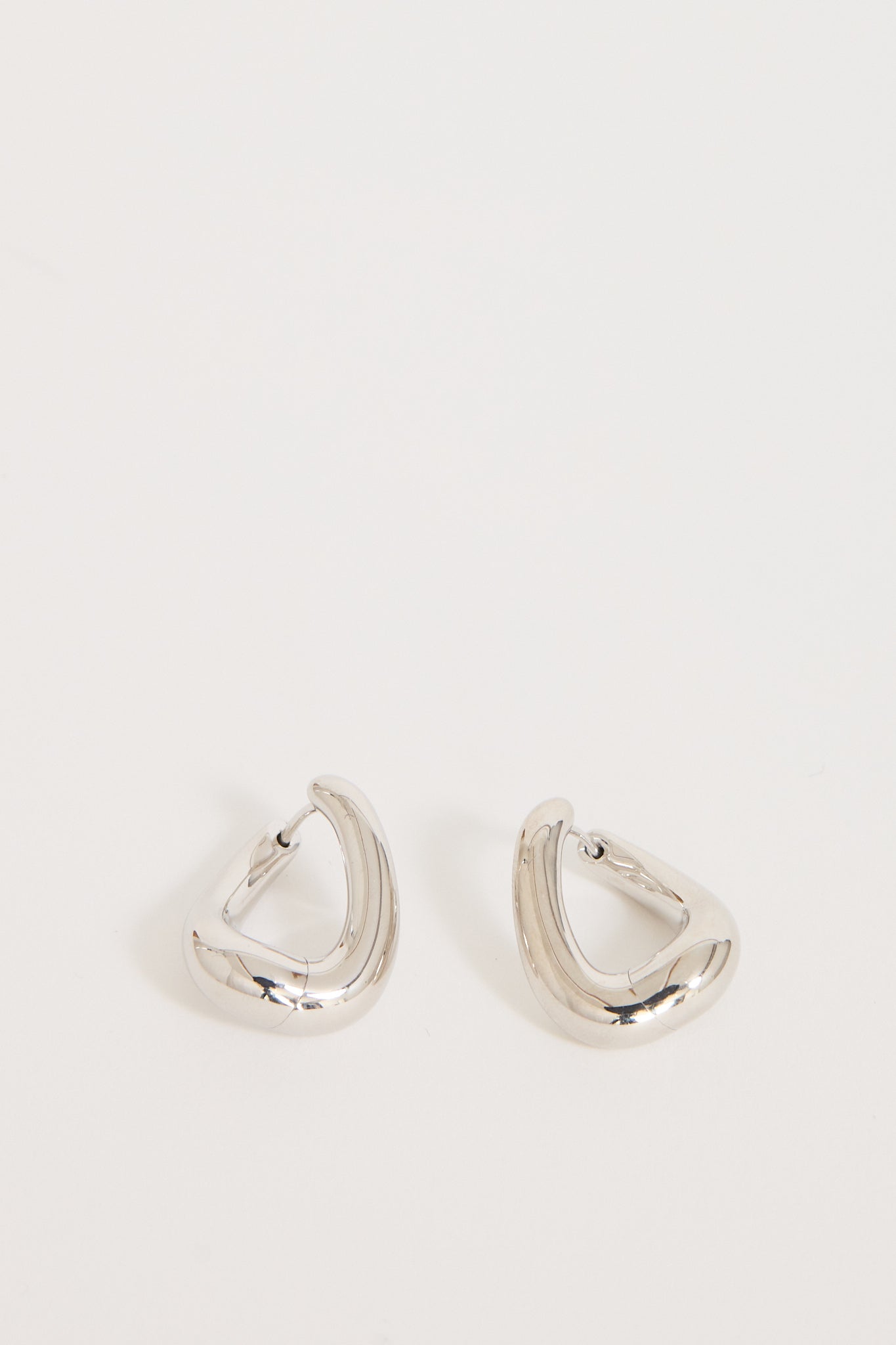 Tom Wood | Twist Hoops Silver | Maplestore