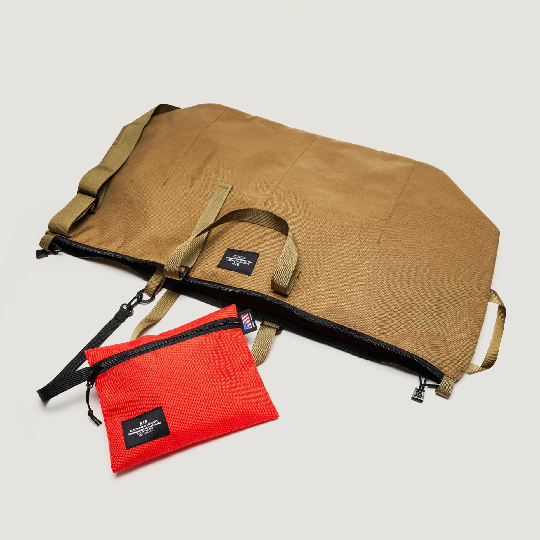 Traveler Duffle Khaki