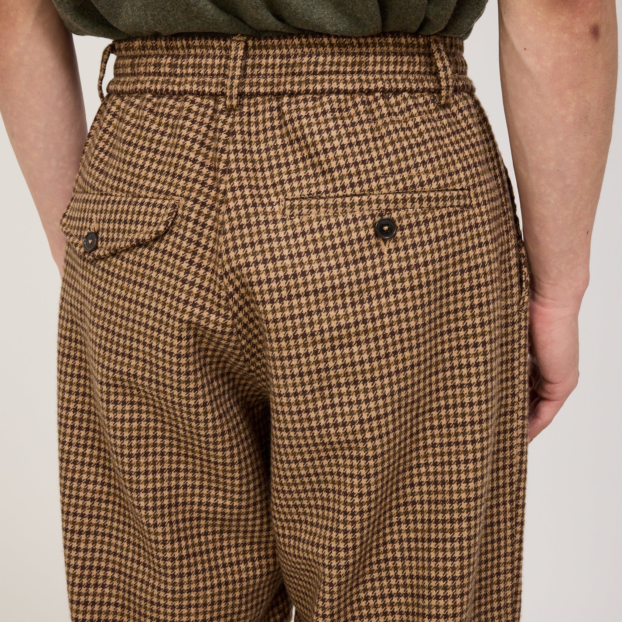 Universal Works | Oxford Pant Houndstooth Tweed Sand | Maplestore