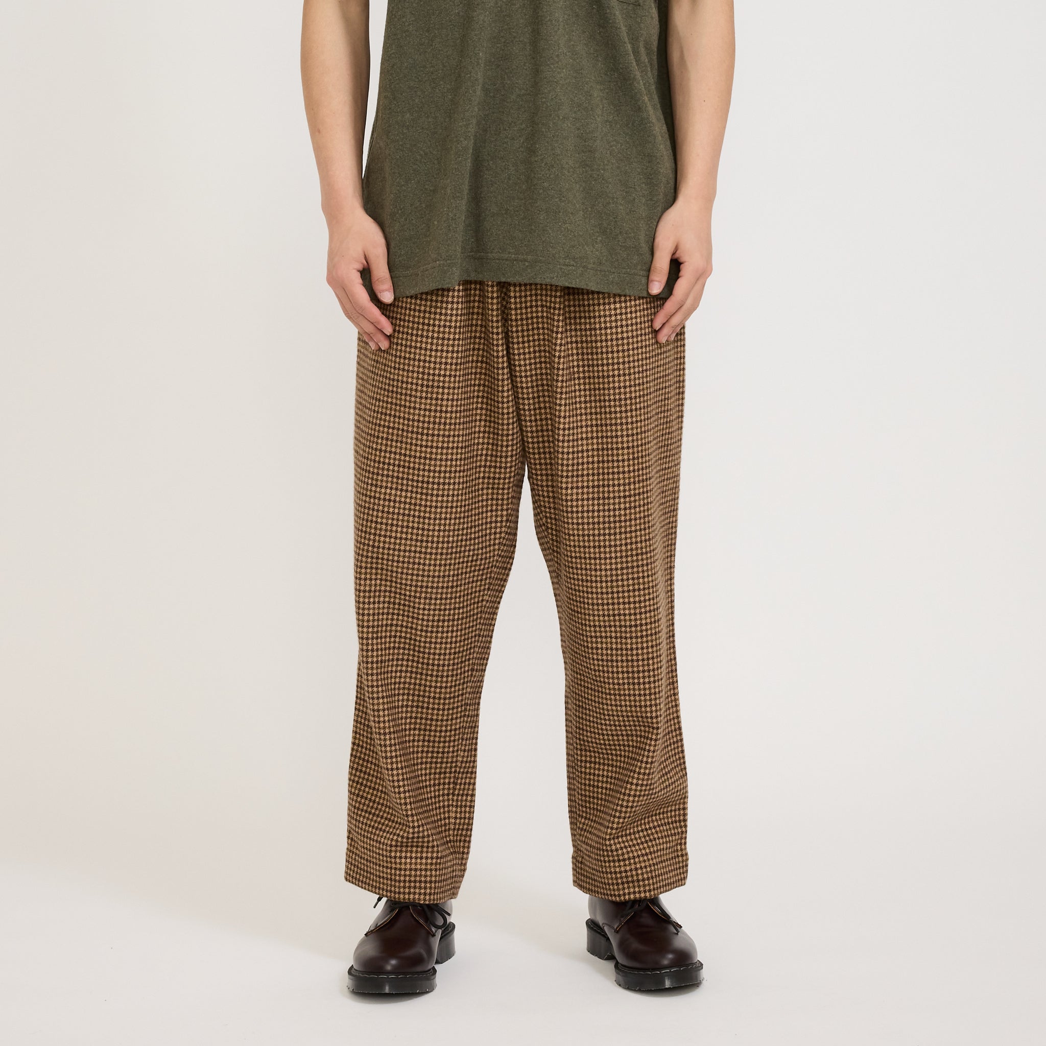 Universal Works | Oxford Pant Houndstooth Tweed Sand | Maplestore