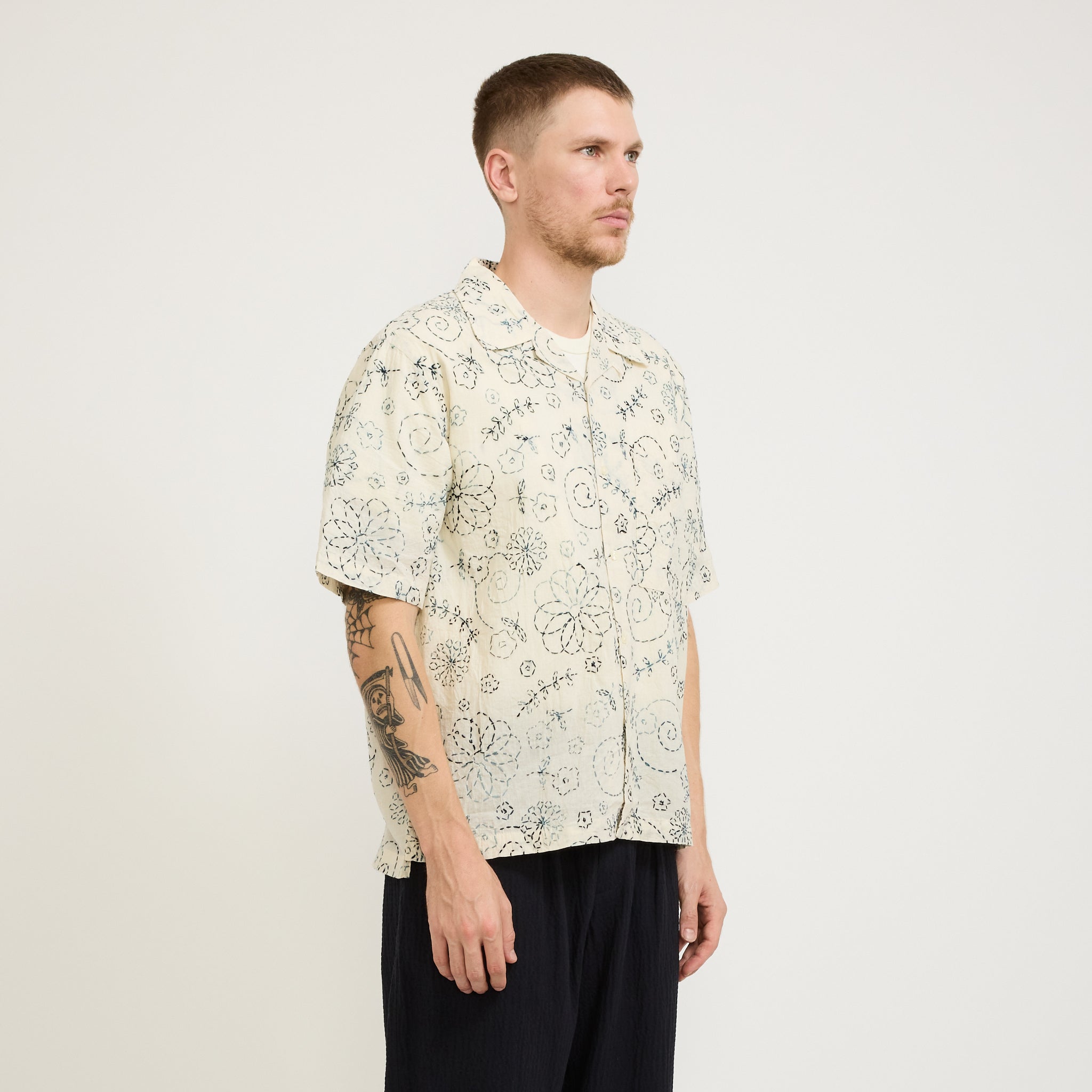 Universal Works | Camp Shirt Kantha Cotton Ecru/Charcoal | Maplestore