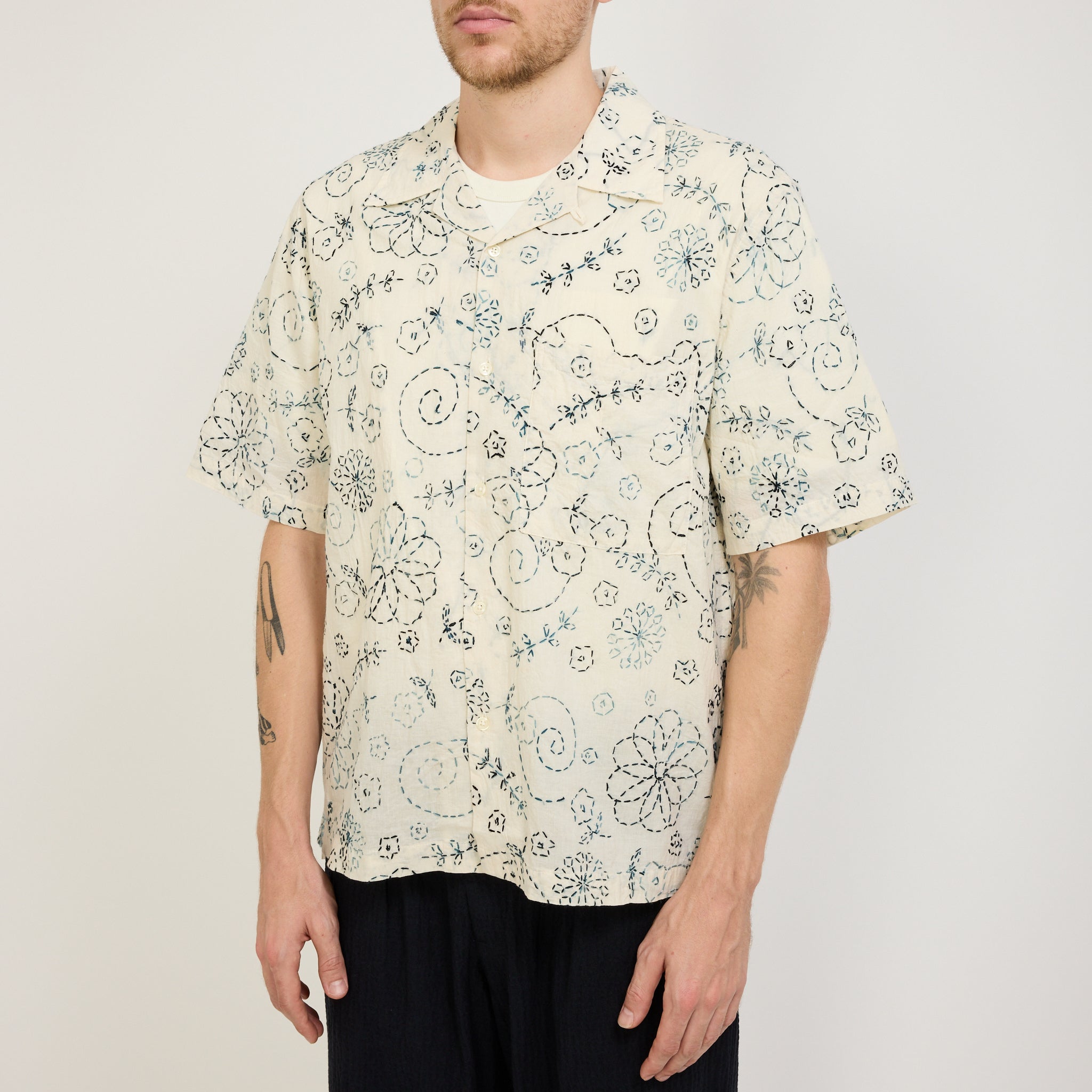 Universal Works | Camp Shirt Kantha Cotton Ecru/Charcoal | Maplestore