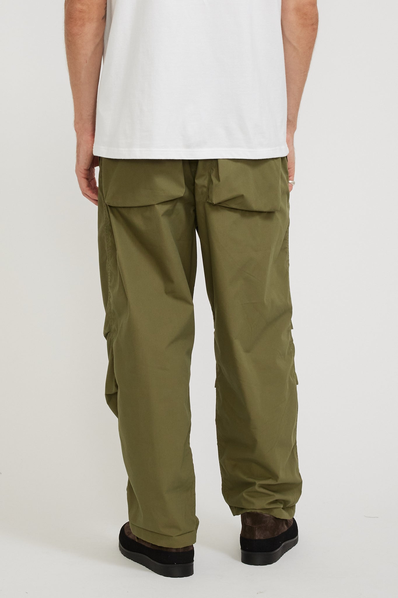 Universal Works | Parachute Pant Olive Recycled Poly Tech | Maplestore