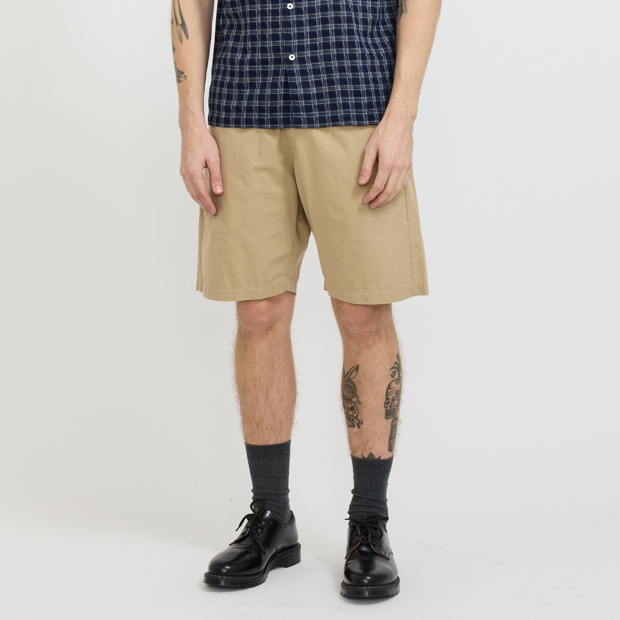 Universal Works | Simple Short Military Cotton Sand | Maplestore