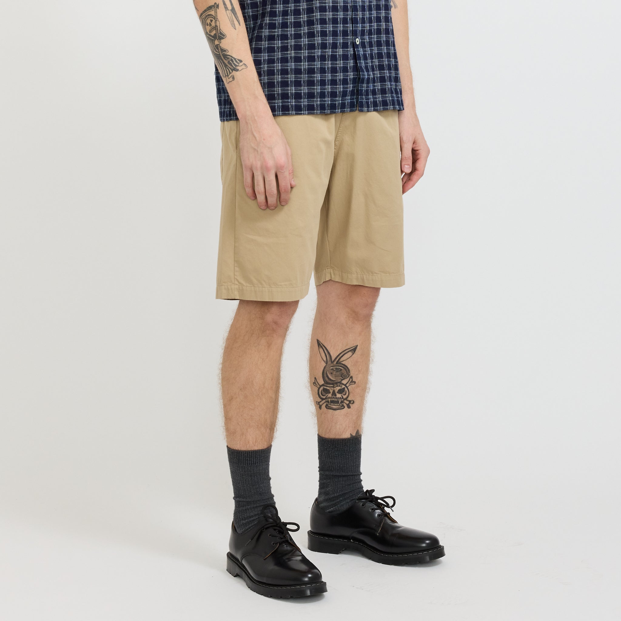 Universal Works | Simple Short Military Cotton Sand | Maplestore