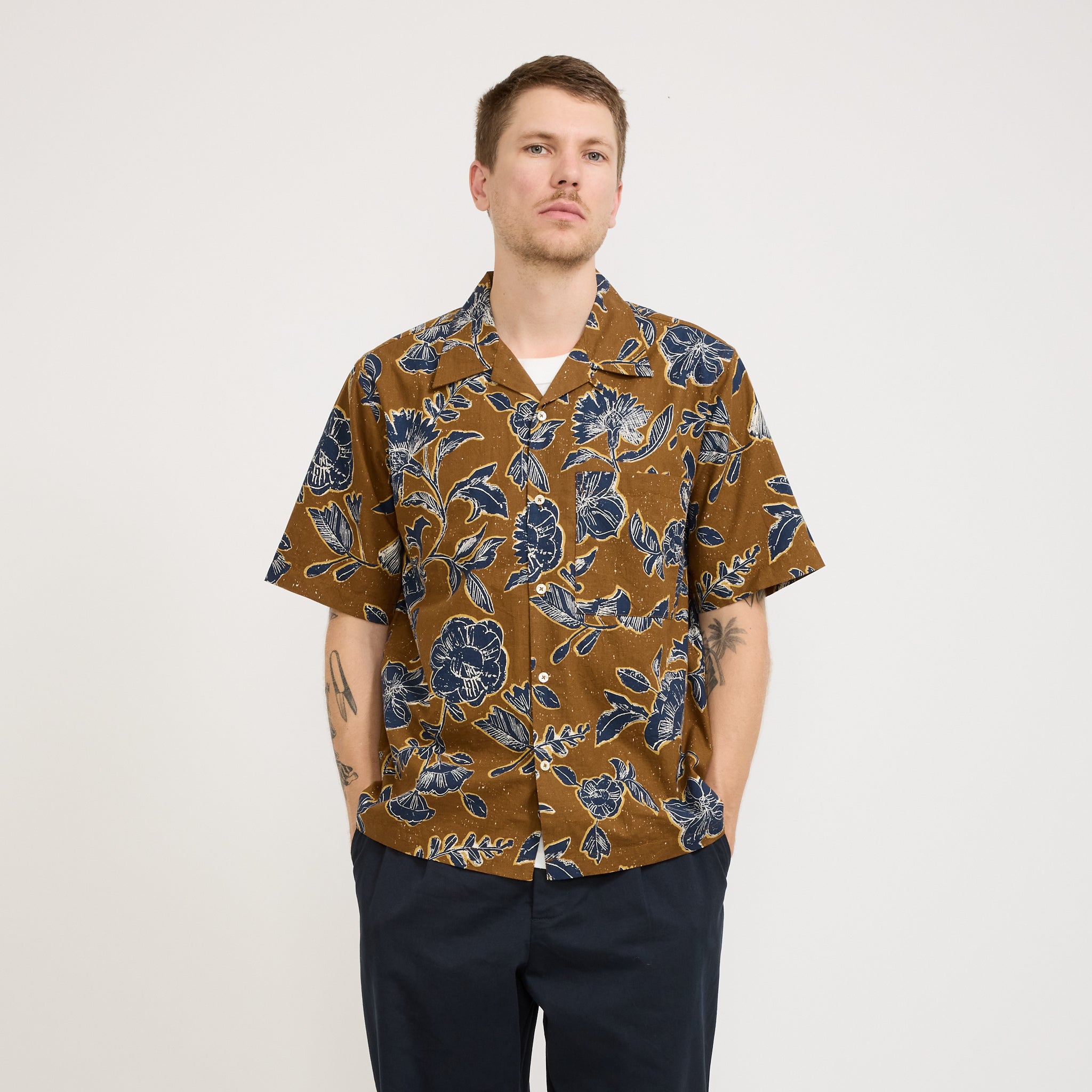 Universal Works | Camp Shirt Nippon Flower Gold | Maplestore