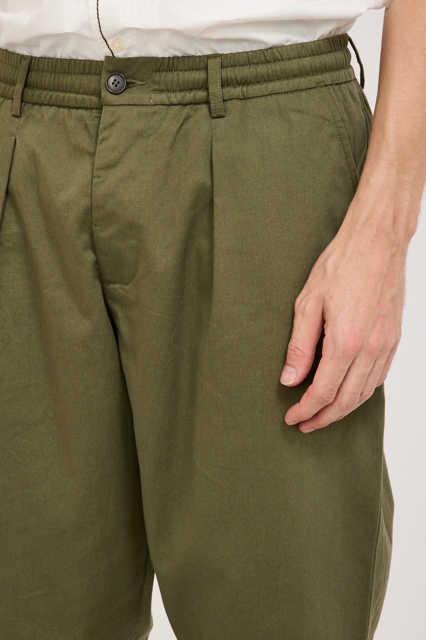 Pleated Track Pant Twill Light Olive