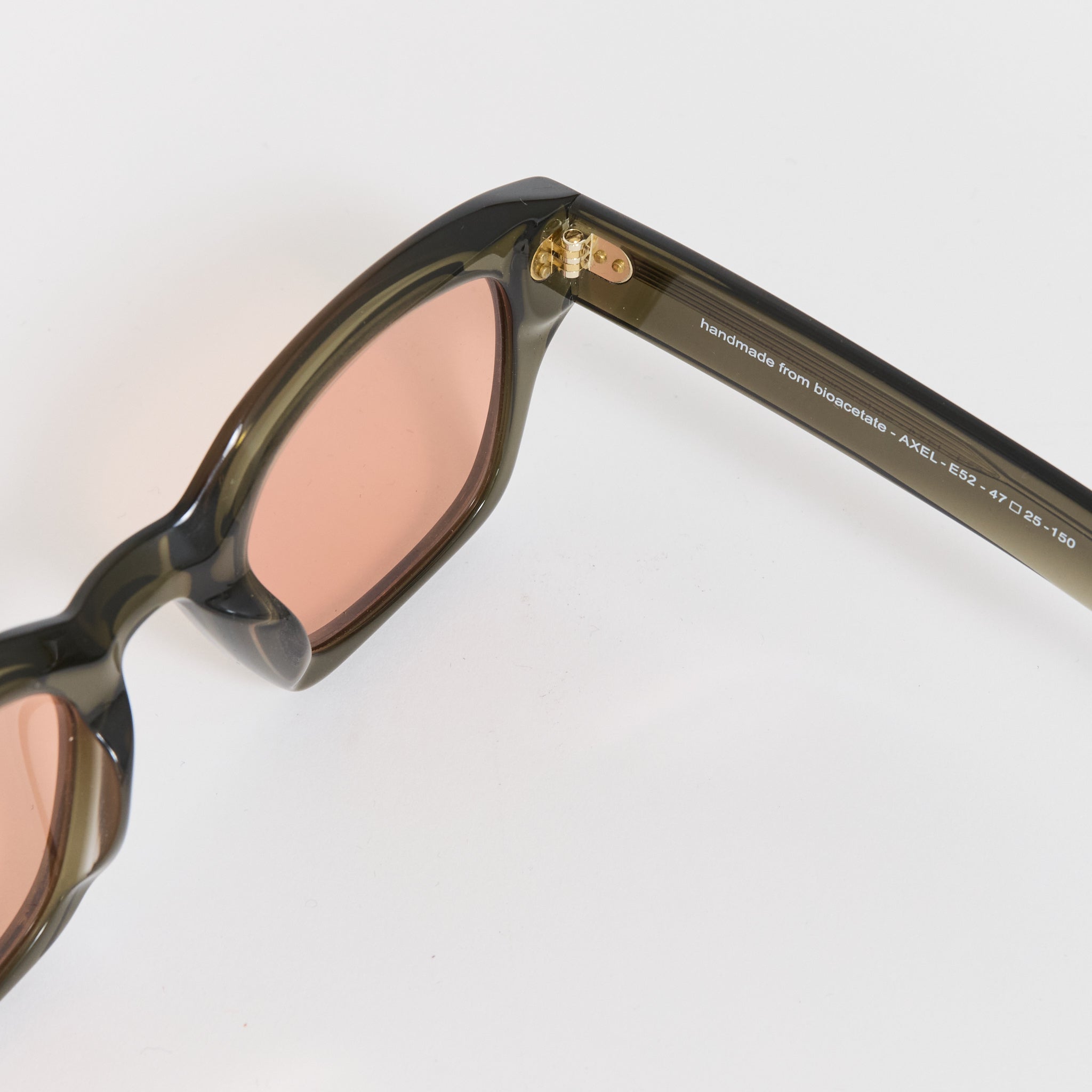 Waiting For The Sun | Axel Vert Olive E52 Tropical Verres | Maplestore