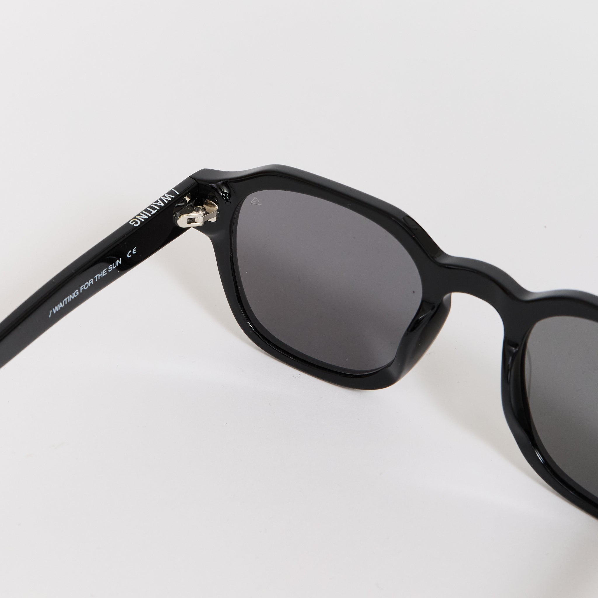 Clio Noir E2B Black Polar Lens