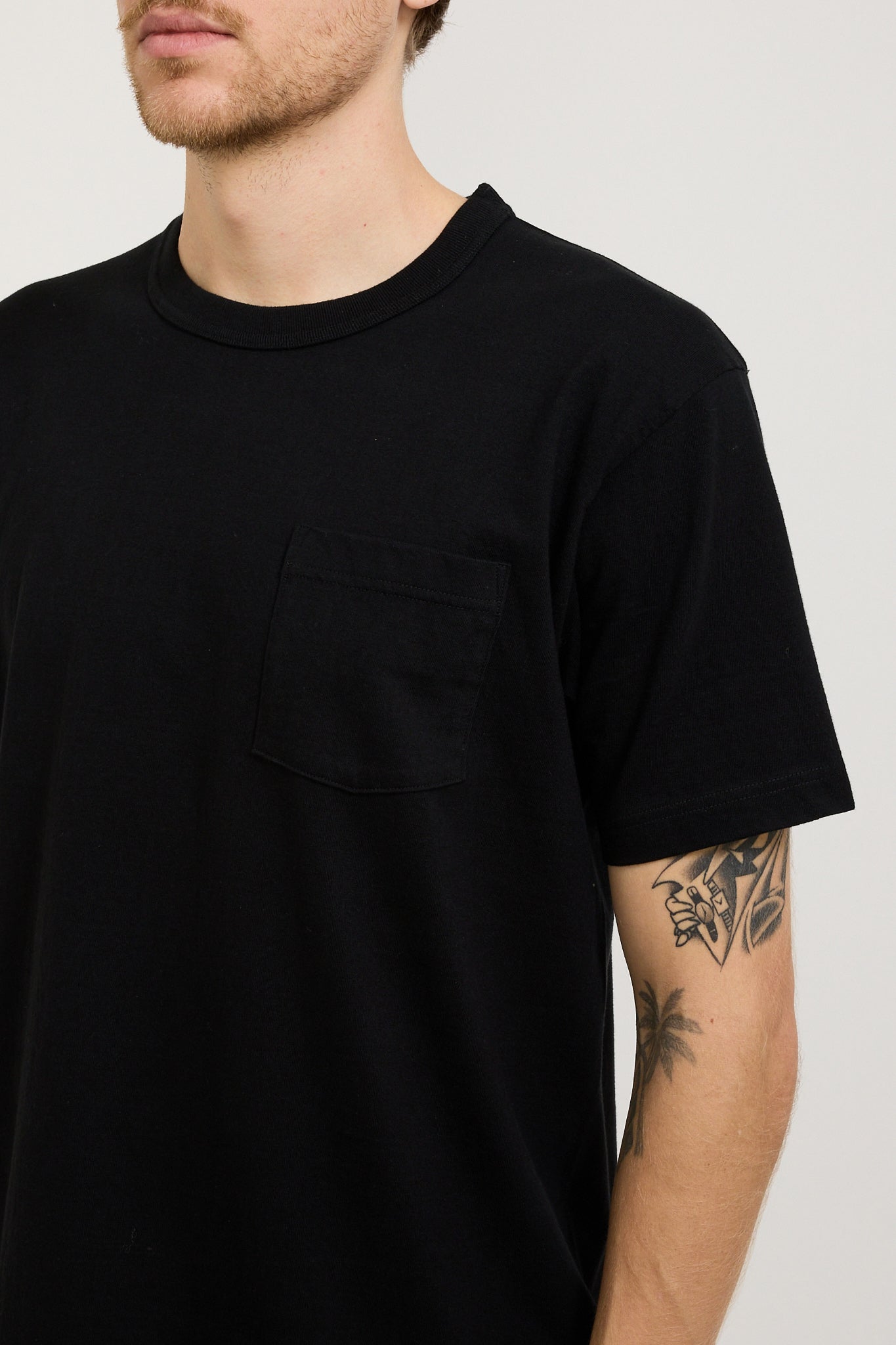 Sugar Cane | Whitesville S/S Pocket Tee Black | Maplestore