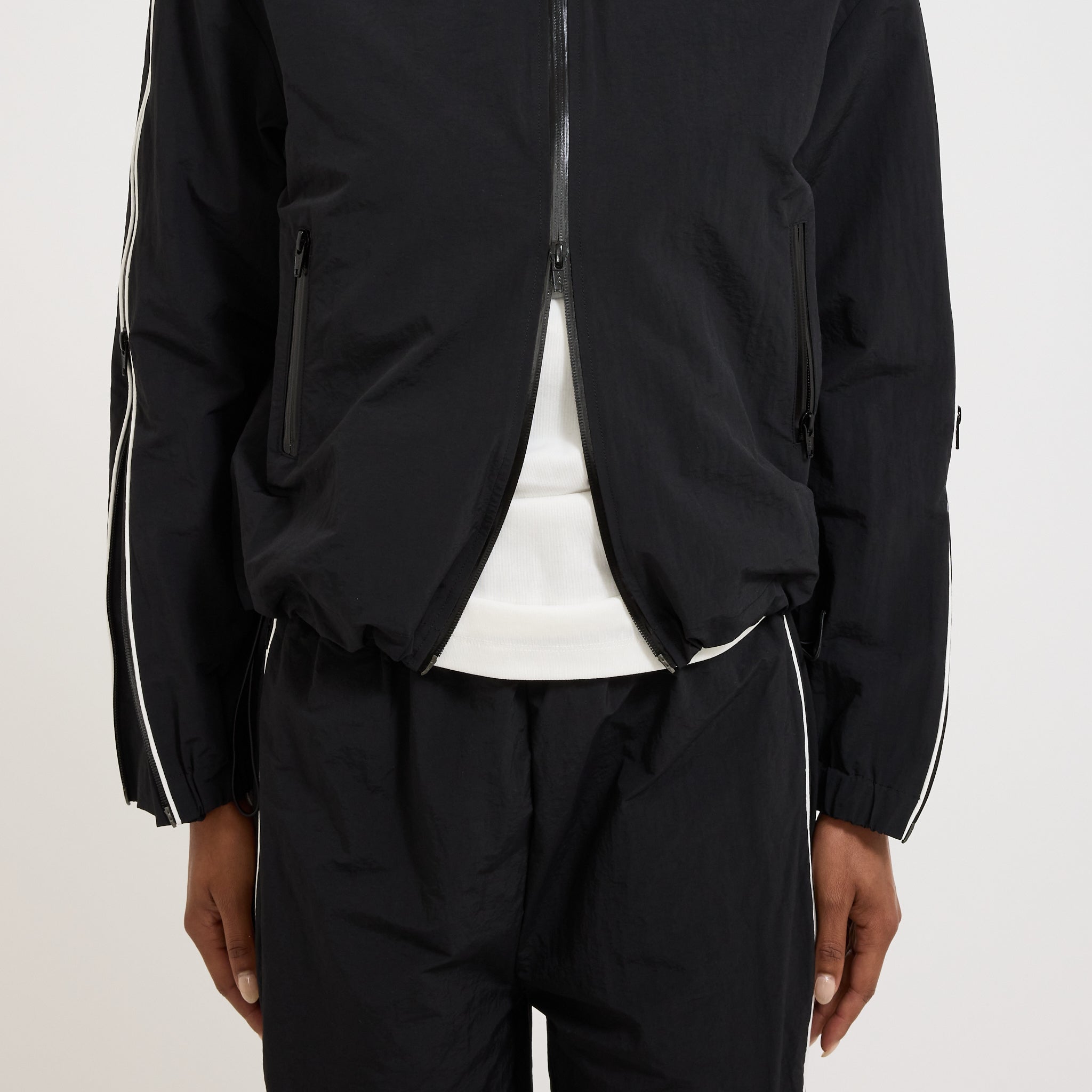 Zipper Sleeve Bungy Jacket Black/White