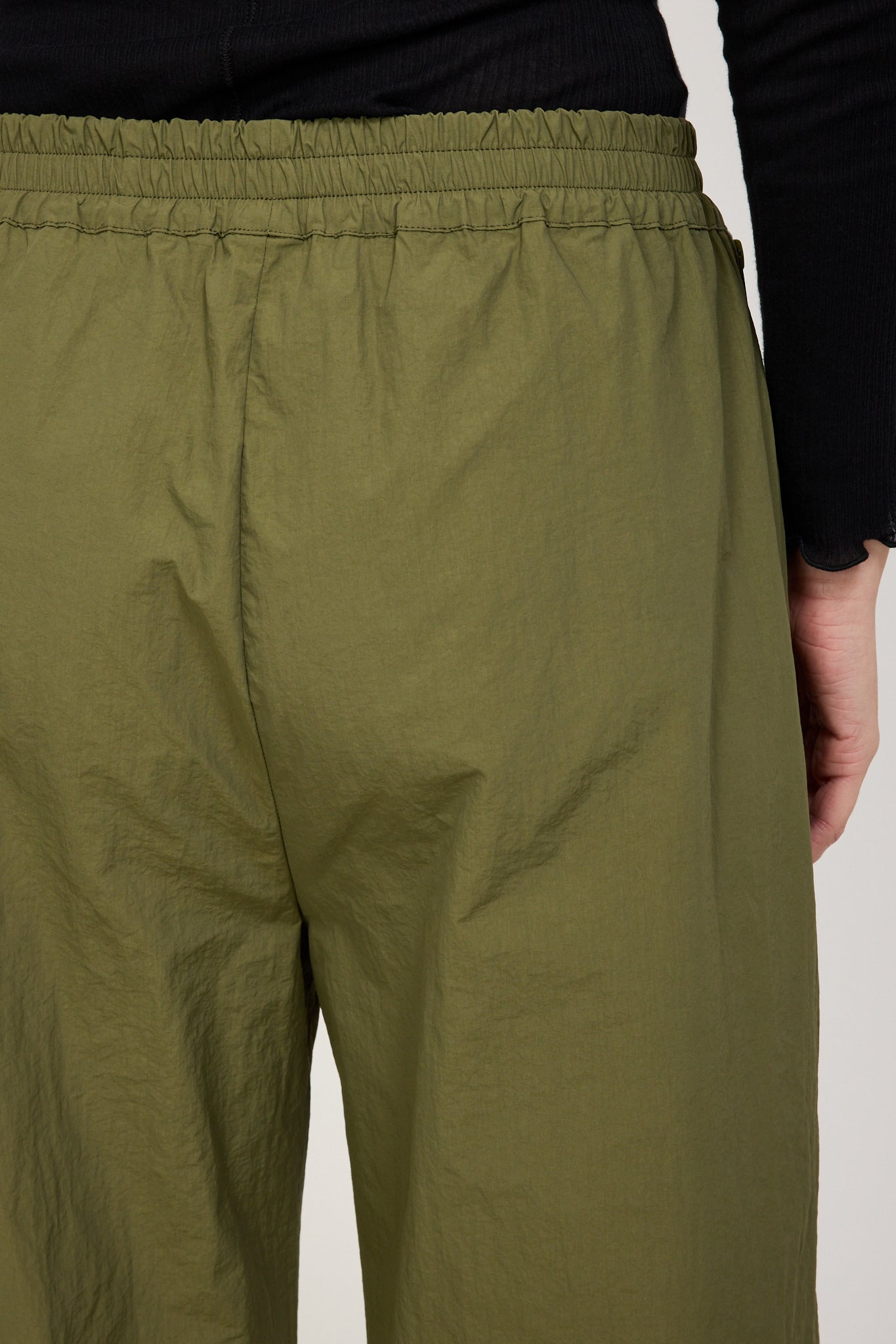 Wynn Hamlyn | Zipper Track Pants Khaki | Maplestore