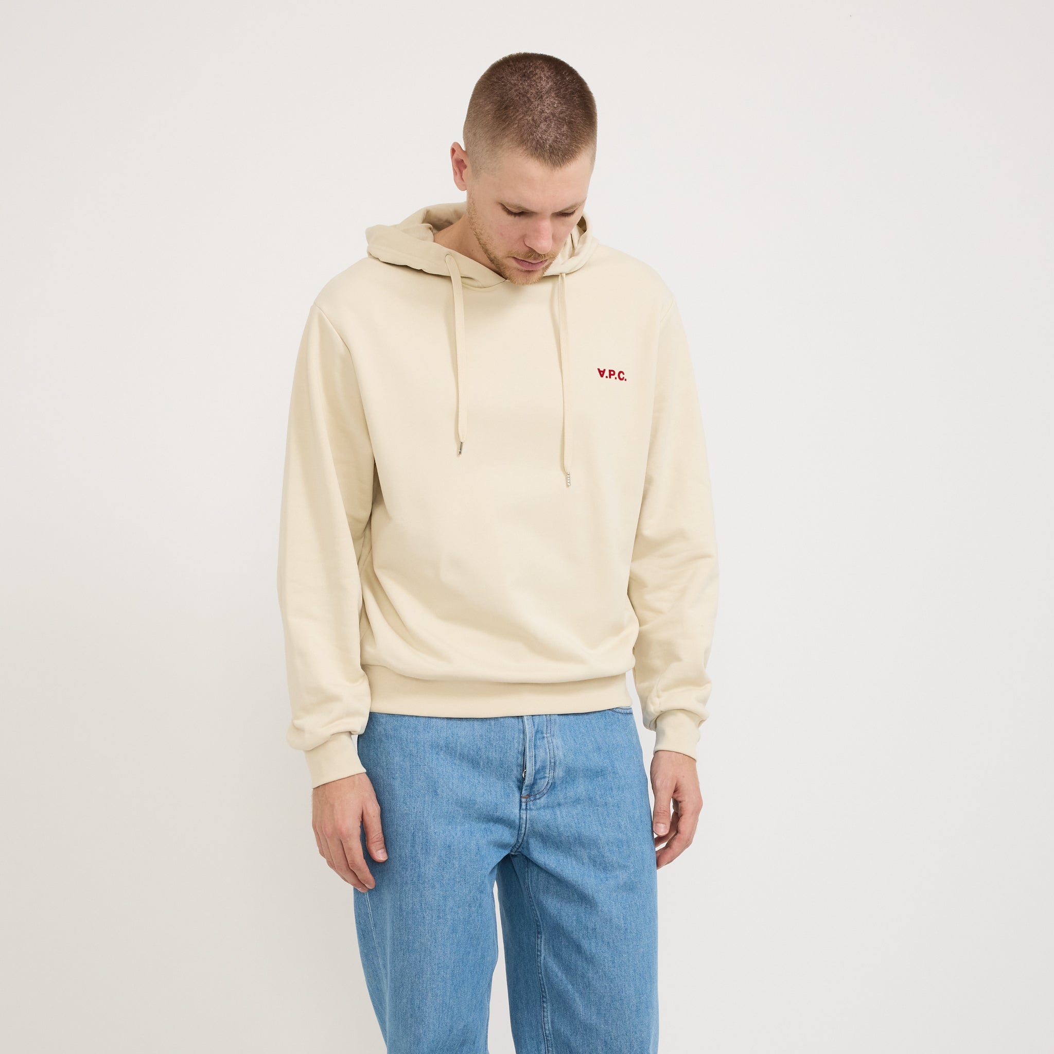 A.P.C. | Boxy Petite VPC Hoodie Mastic/Rouge | Maplestore