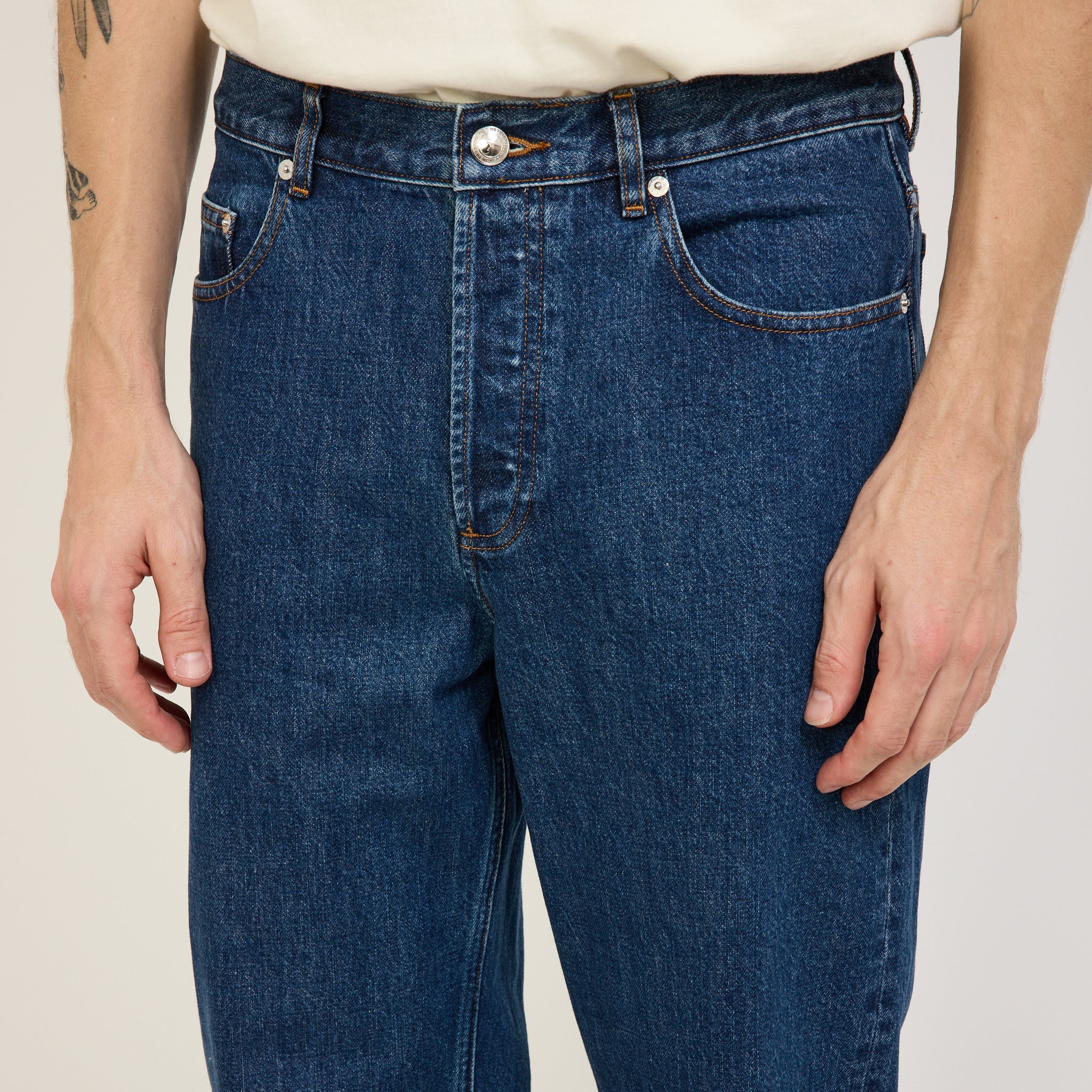A.P.C. | Fairfax Jean Washed Indigo Mid | Maplestore