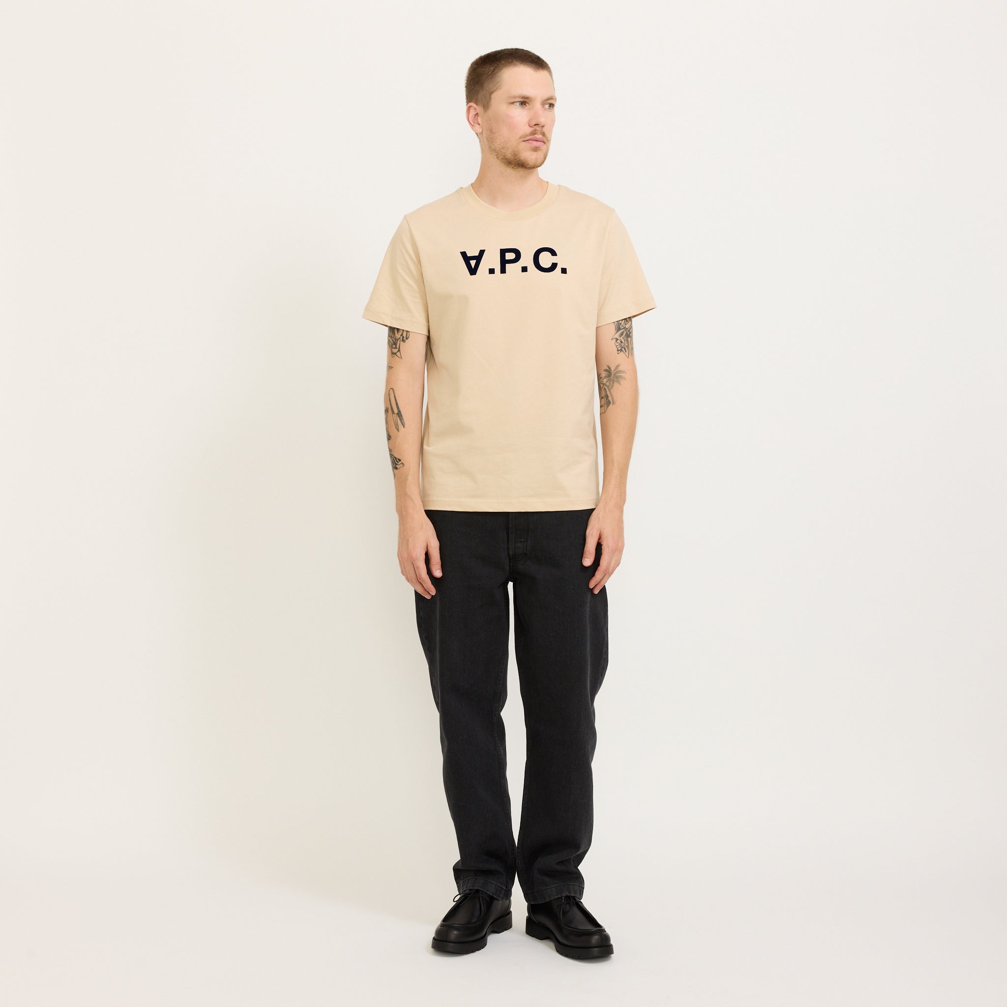 A.P.C. | Standard Grand VPC T-Shirt Beige/Dark Navy | Maplestore