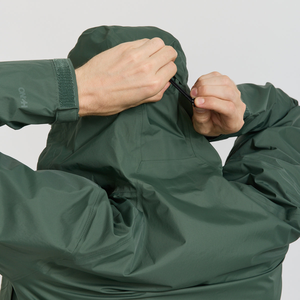 Patagonia | Torrentshell 3L Rain Jacket Canopy Green | Maplestore