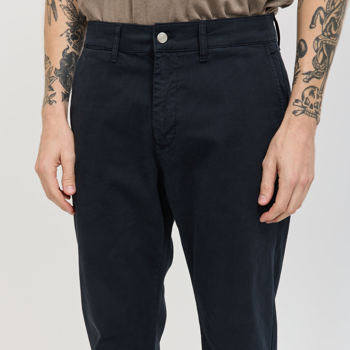 NN07 | Aden Chino Navy | Maplestore
