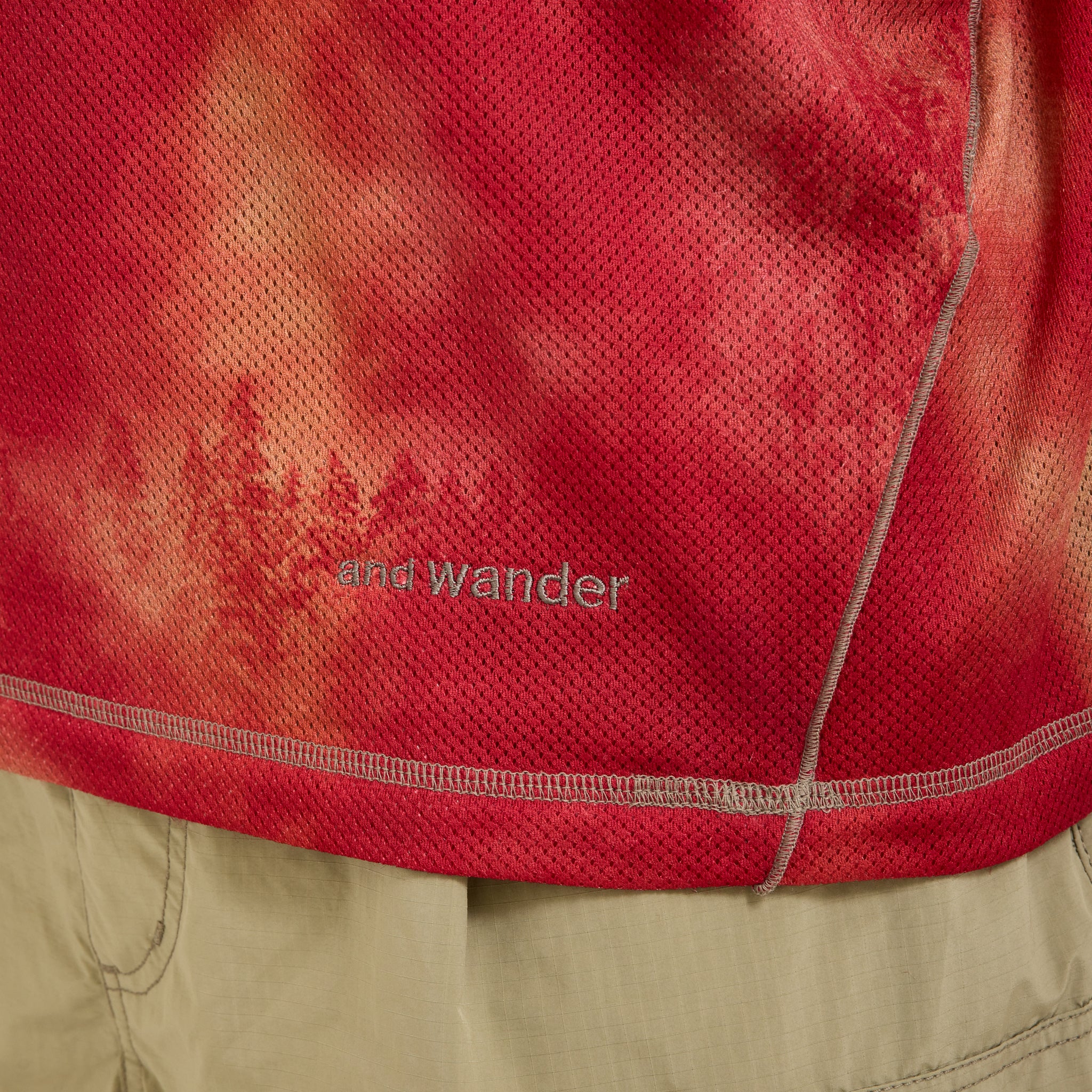 And Wander | Printed Octa Pullover Red | Maplestore