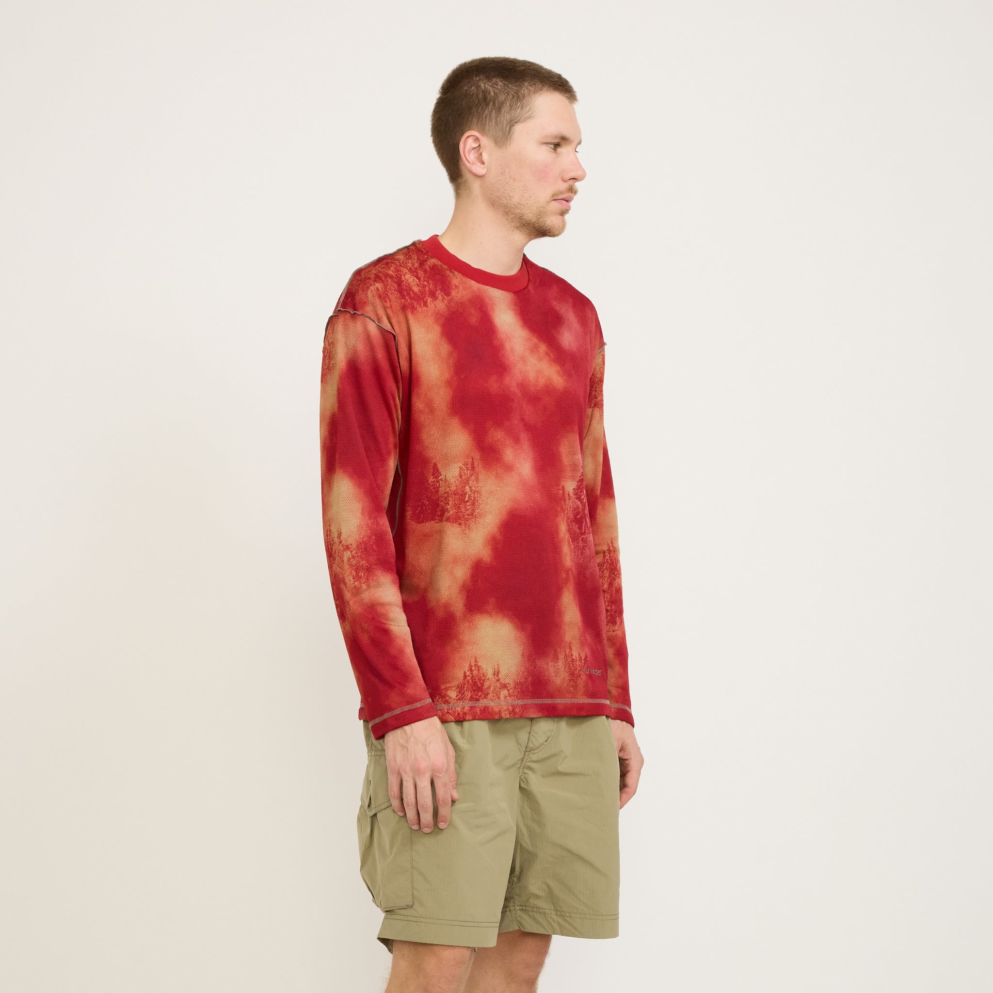 And Wander | Printed Octa Pullover Red | Maplestore
