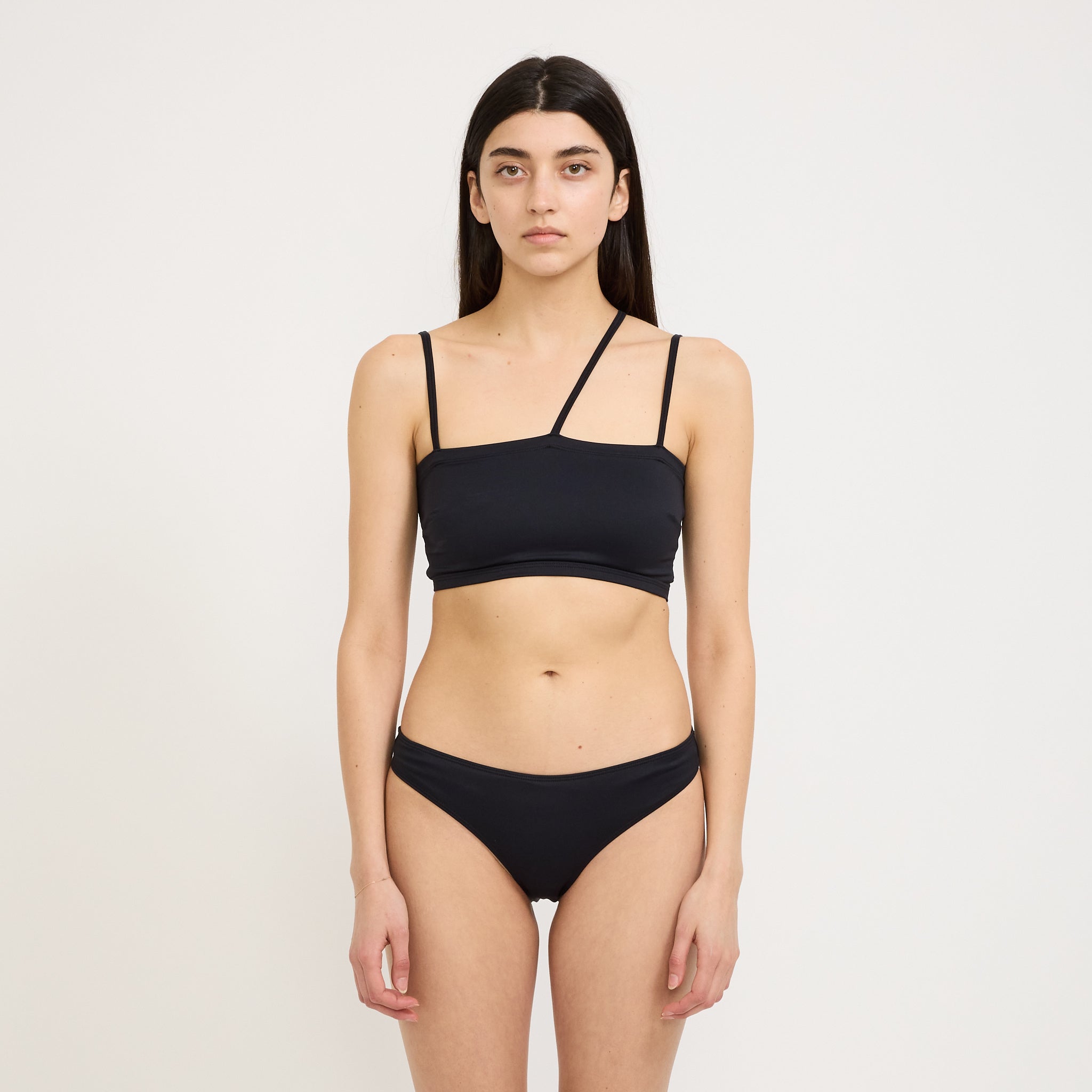 Baserange | Nida Swim Top Black | Maplestore