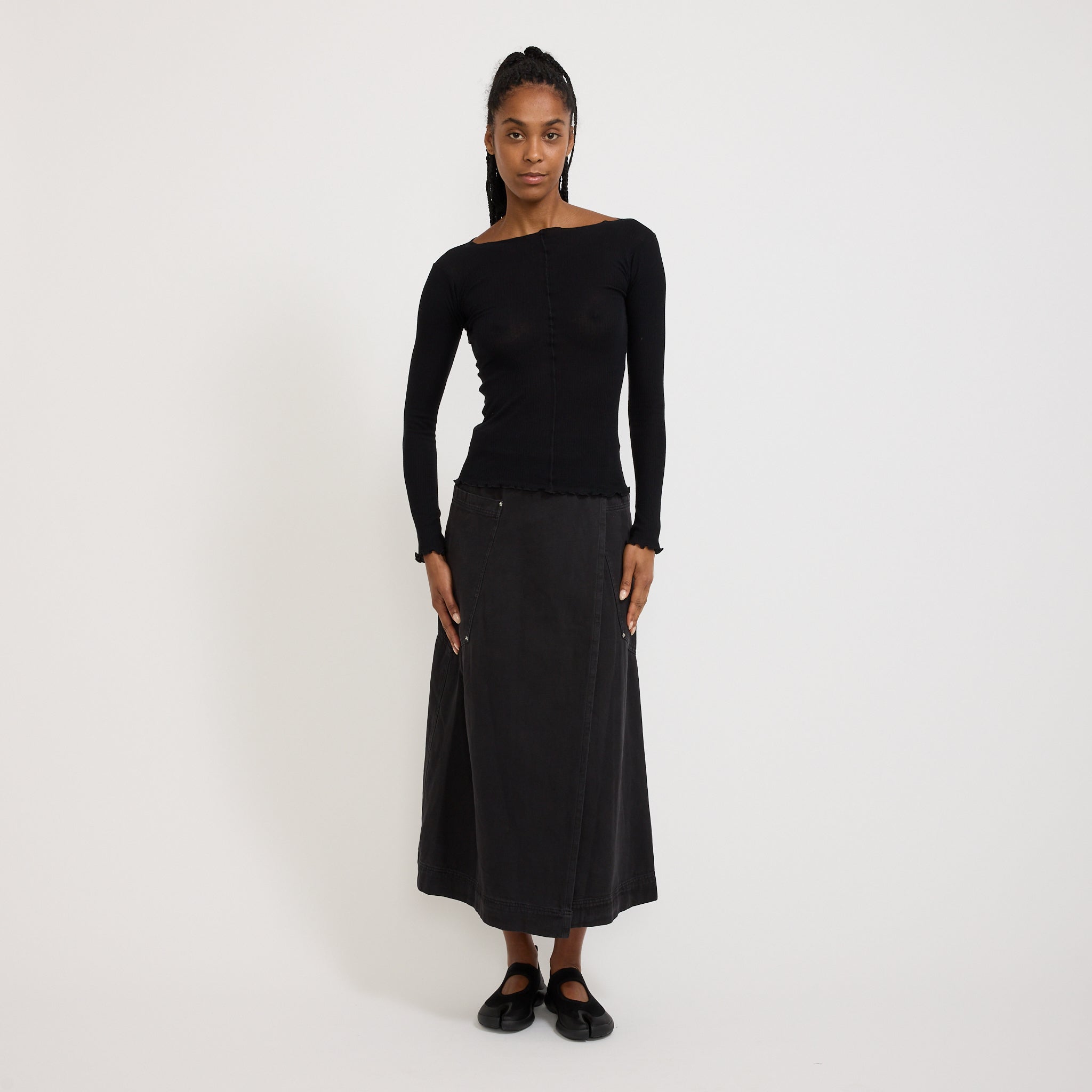 Baserange | Pama Long Sleeve Black | Maplestore