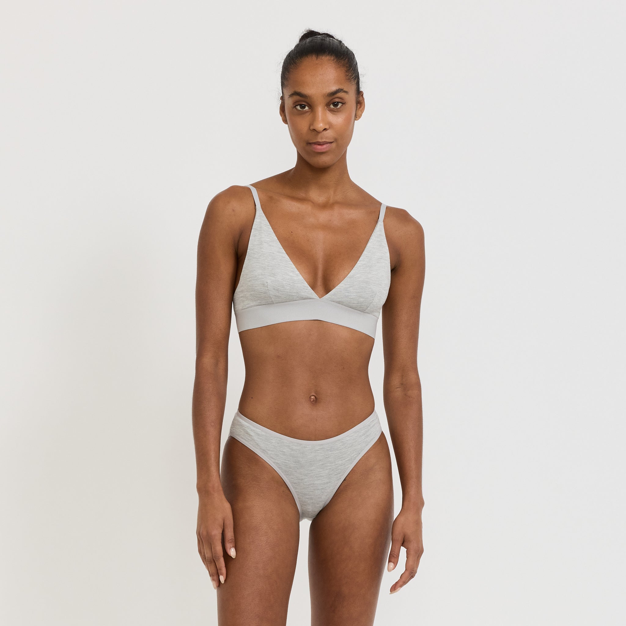 Baserange | Triangle Bra Grey Melange | Maplestore