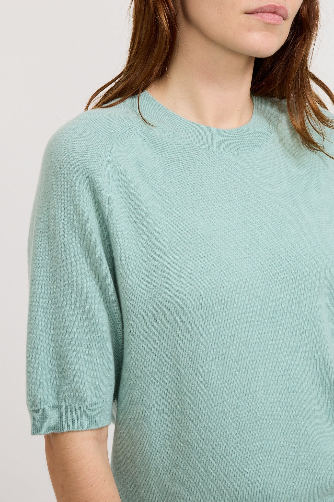 Bassike | Wool Cashmere T-Shirt Knit Moss | Maplestore