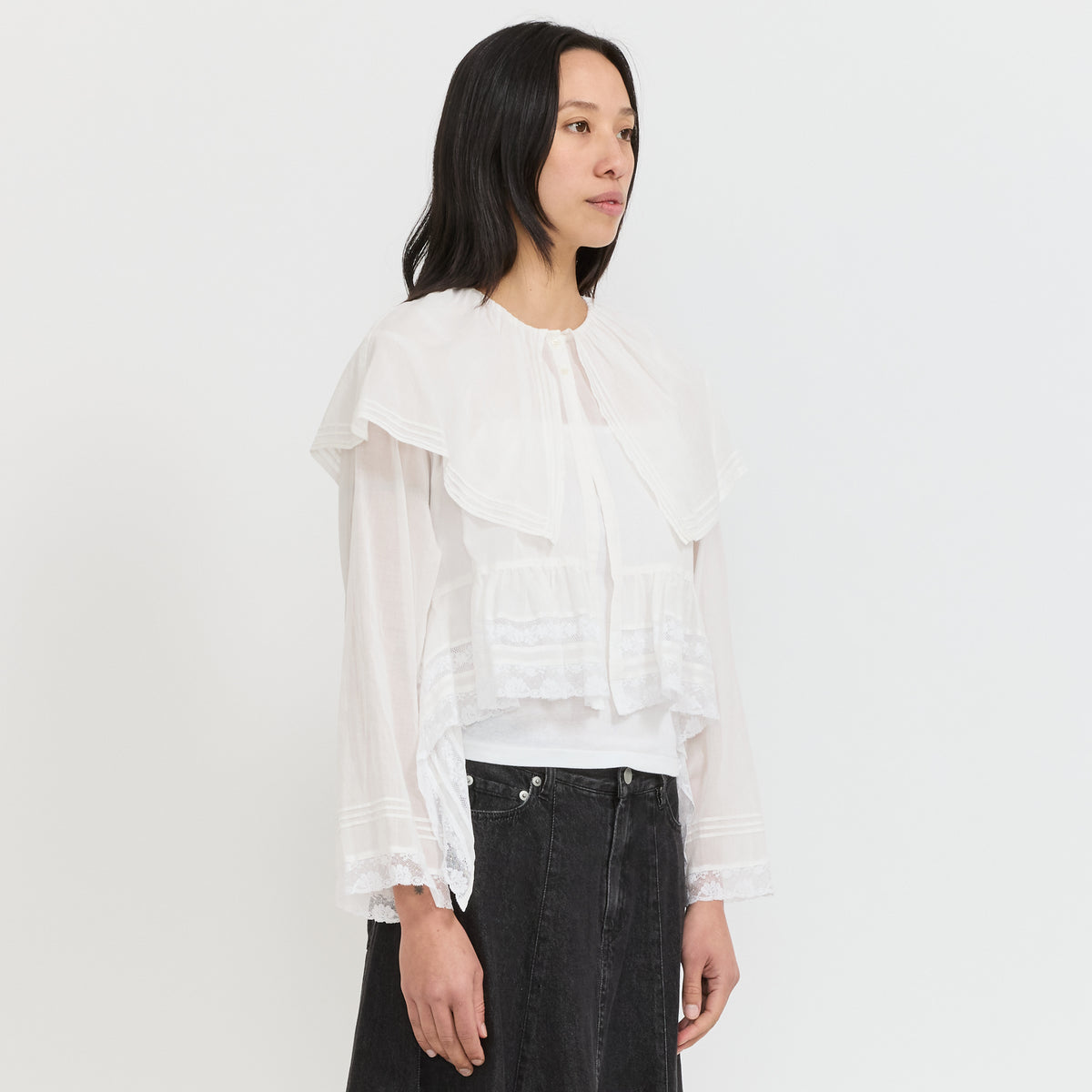 Beams Boy | Lacedrape Blouse Off White | Maplestore