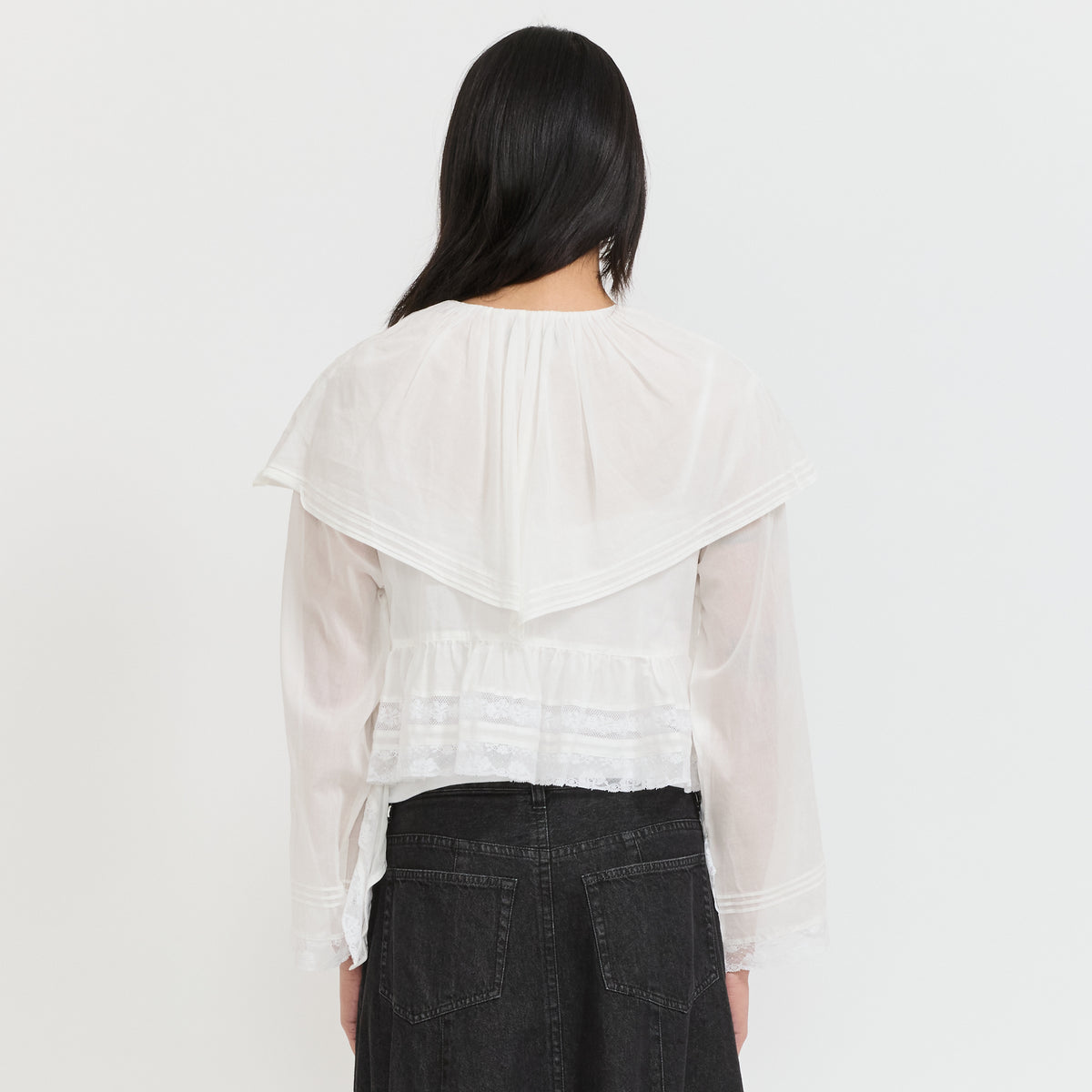 Beams Boy | Lacedrape Blouse Off White | Maplestore