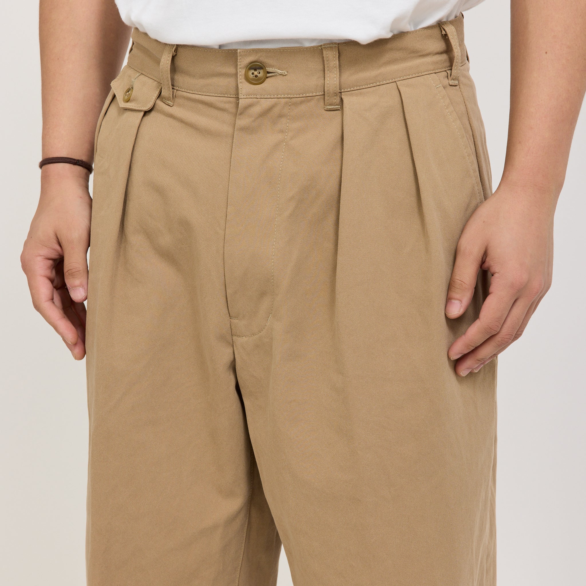 2 Pleats Trousers Twill Khaki for Men | Maplestore
