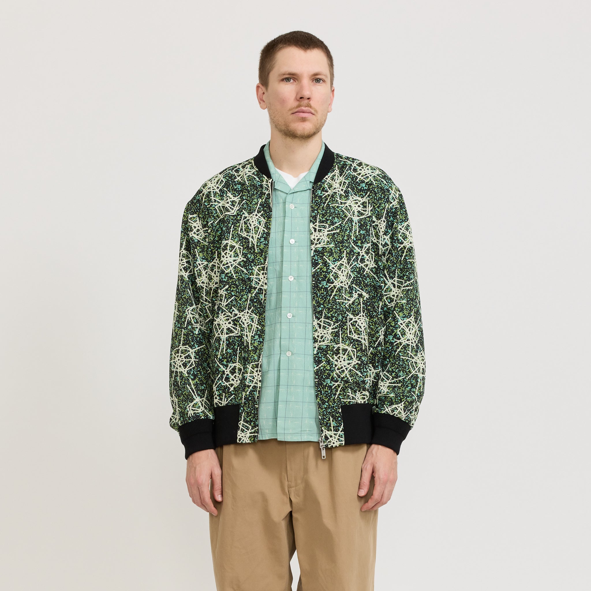 Beams Plus | Sports Blouson Jacquard Mapping Print Black | Maplestore
