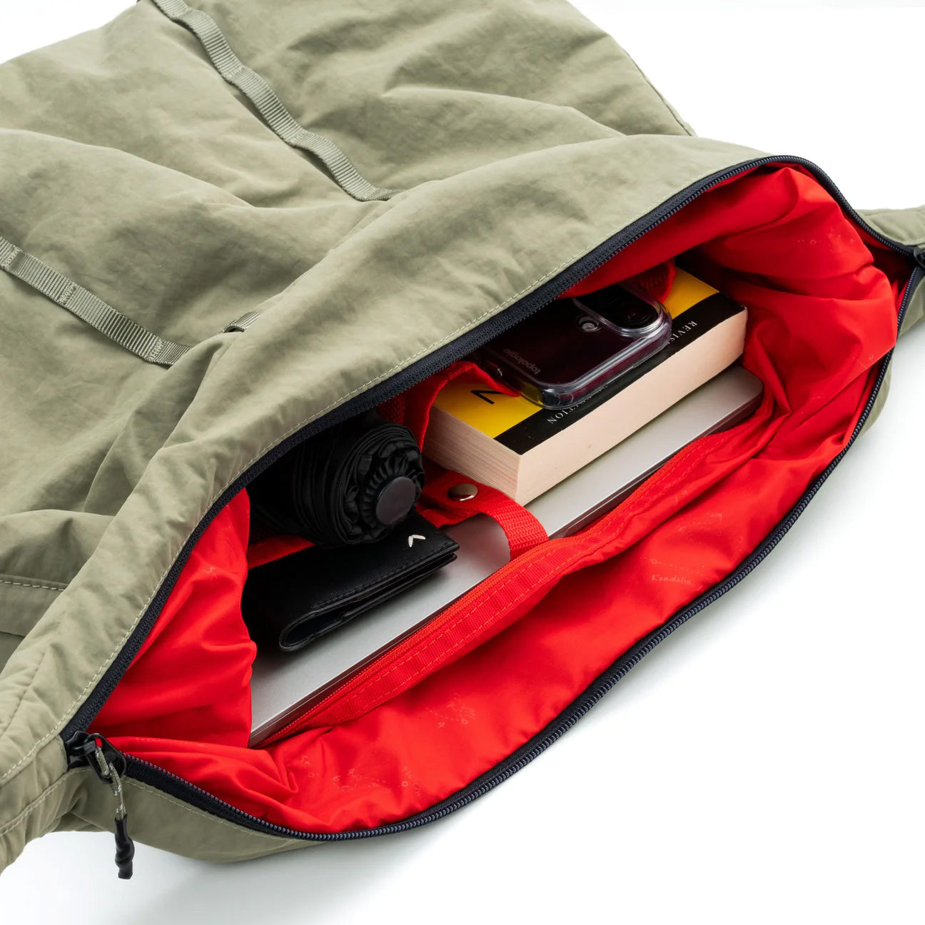 Cloud Hobo Medium Moss Tech Sateen