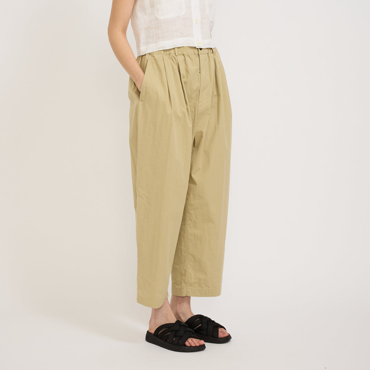 Danton | Twill Double Pleated Easy Pants Beige Womens | Maplestore