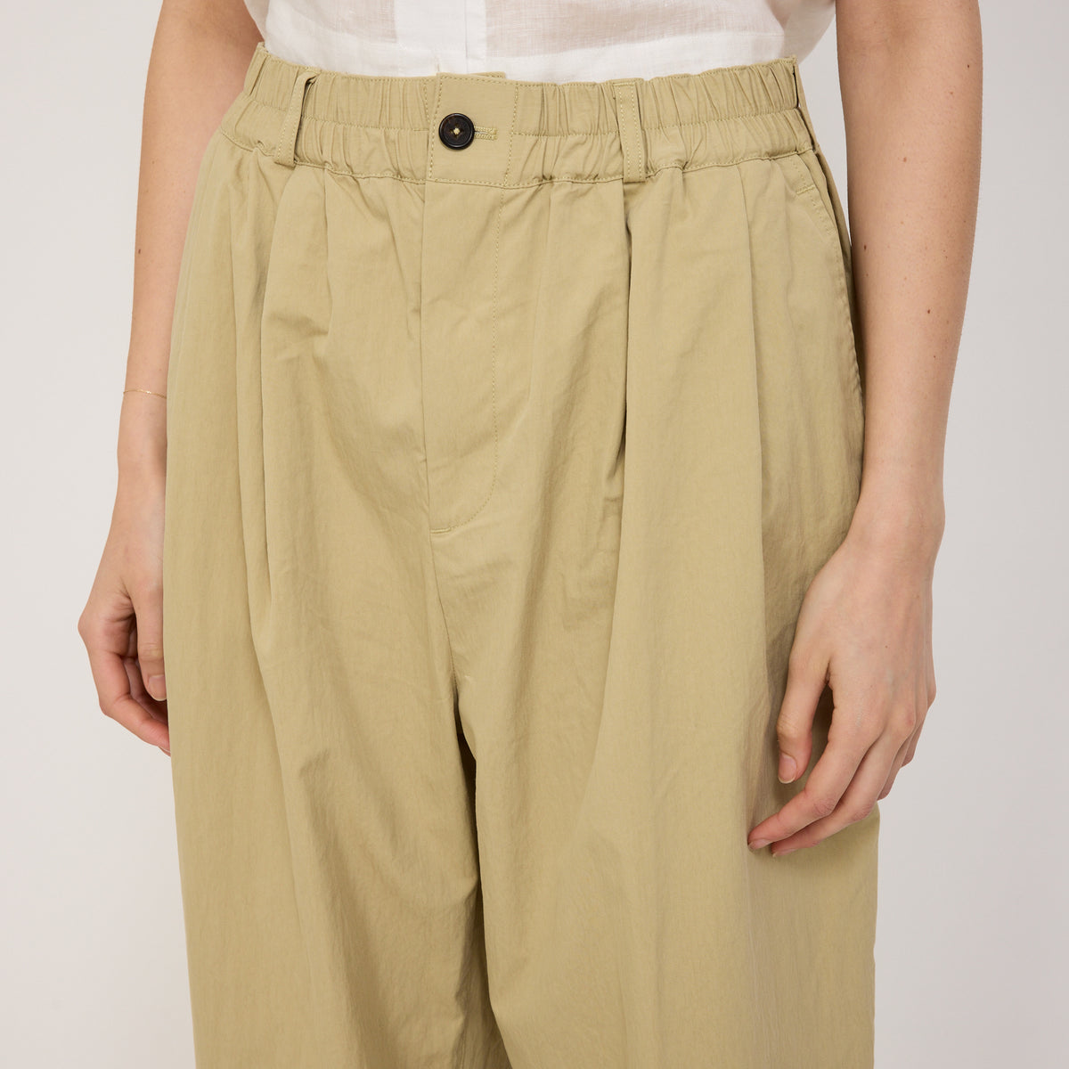 Danton | Twill Double Pleated Easy Pants Beige Womens | Maplestore