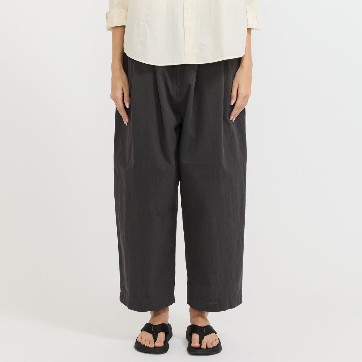 Danton | Womens Easy Pants Cotton/Nylon Twill Charcoal | Maplestore