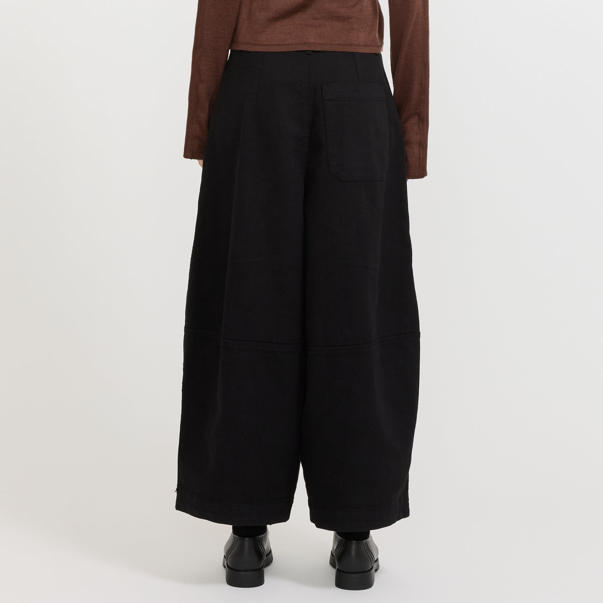 YMC Deadbeat Trouser in Black - model 7