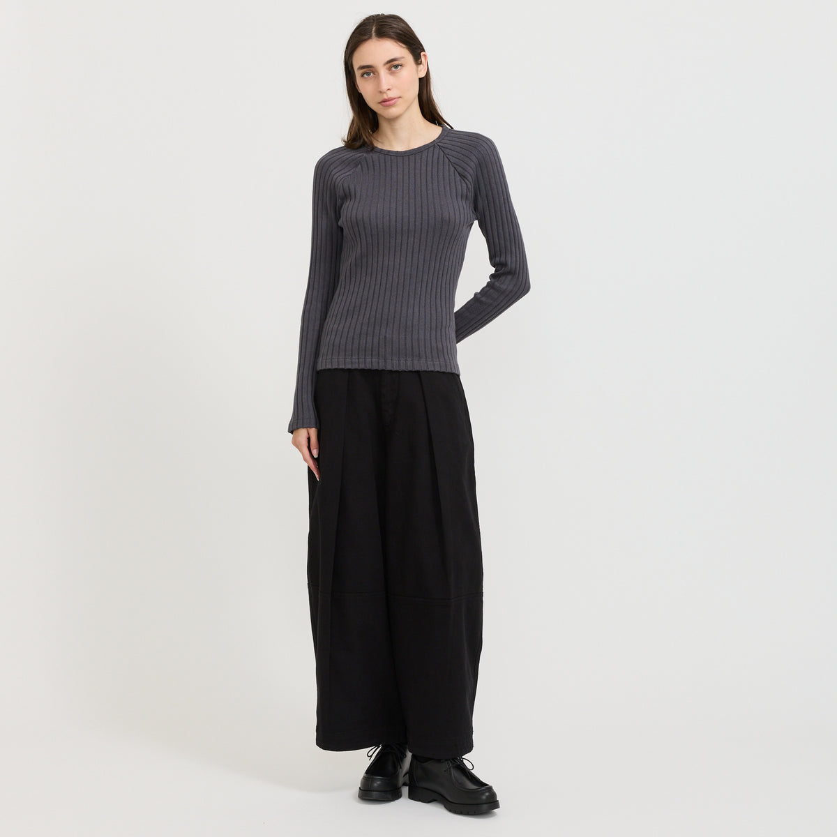 YMC Charotte Raglan Top in Charcoal - model retry 2