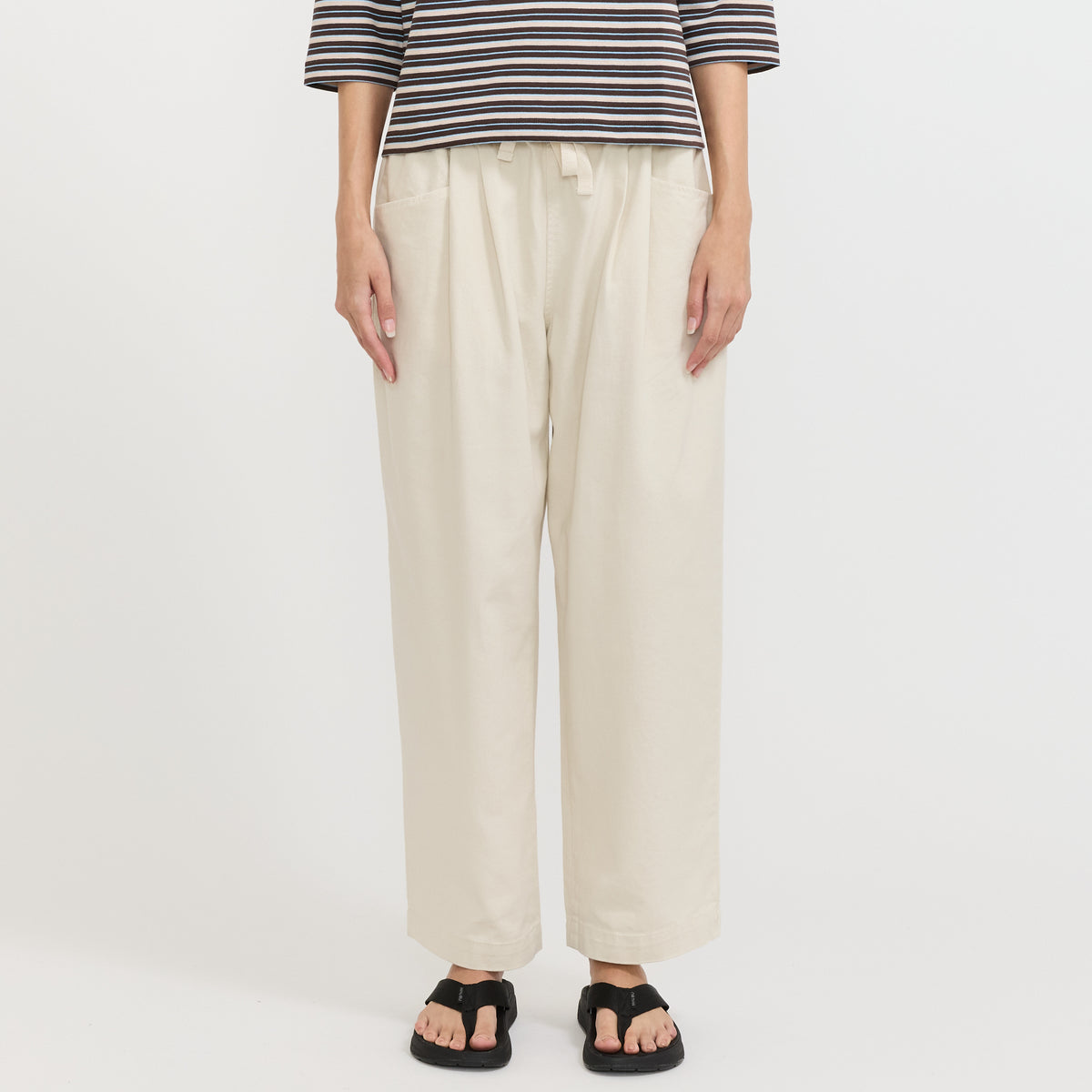 Danton | Tuck Pants Loose Chino Ivory | Maplestore