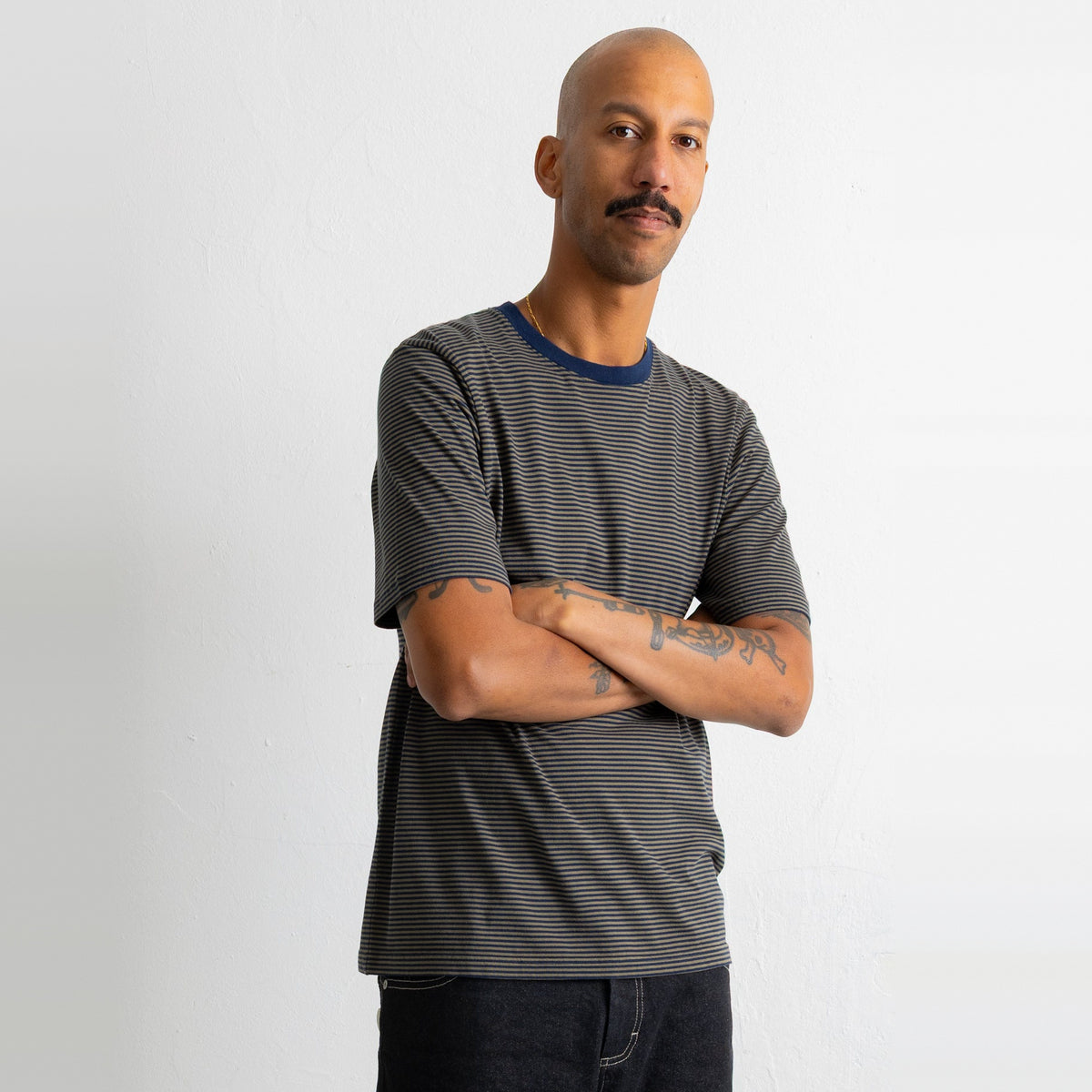 1X1 Stripe T-Shirt Navy / Olive