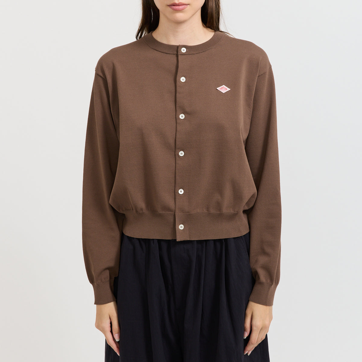 Danton | Crew Neck Cardigan Taupe | Maplestore