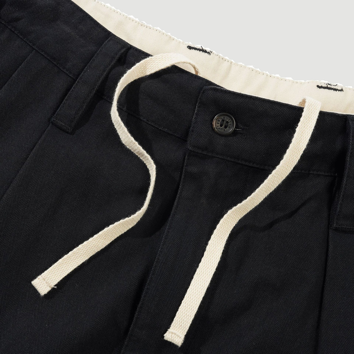 Pleated Trousers Washed Black