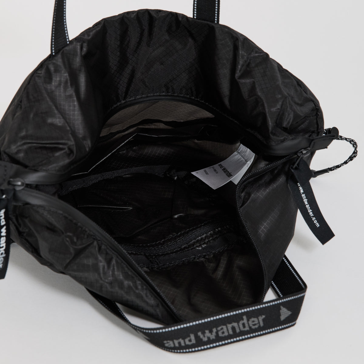 And Wander | Sil Mini Tote Bag Black | Maplestore