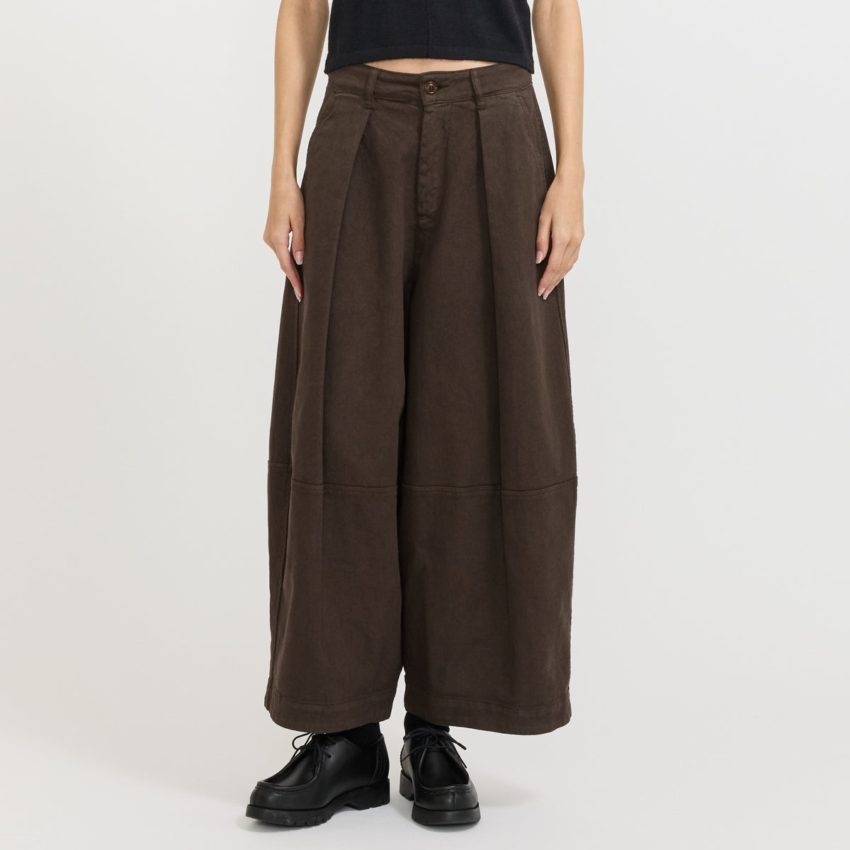 YMC Deadbeat Trouser in Brown - model 2