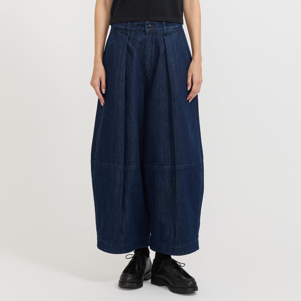 YMC Deadbeat Trouser in Indigo - model retry plain