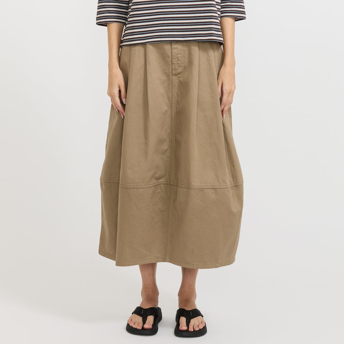Danton Cocoon Skirt Sateen Beige | Maplestore