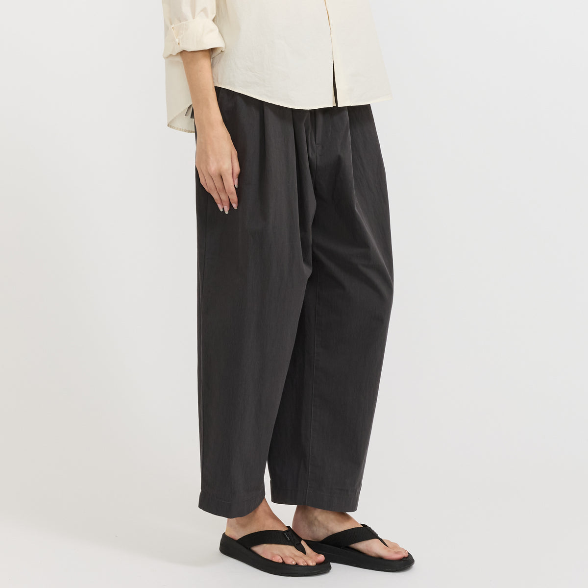 Danton | Womens Easy Pants Cotton/Nylon Twill Charcoal | Maplestore