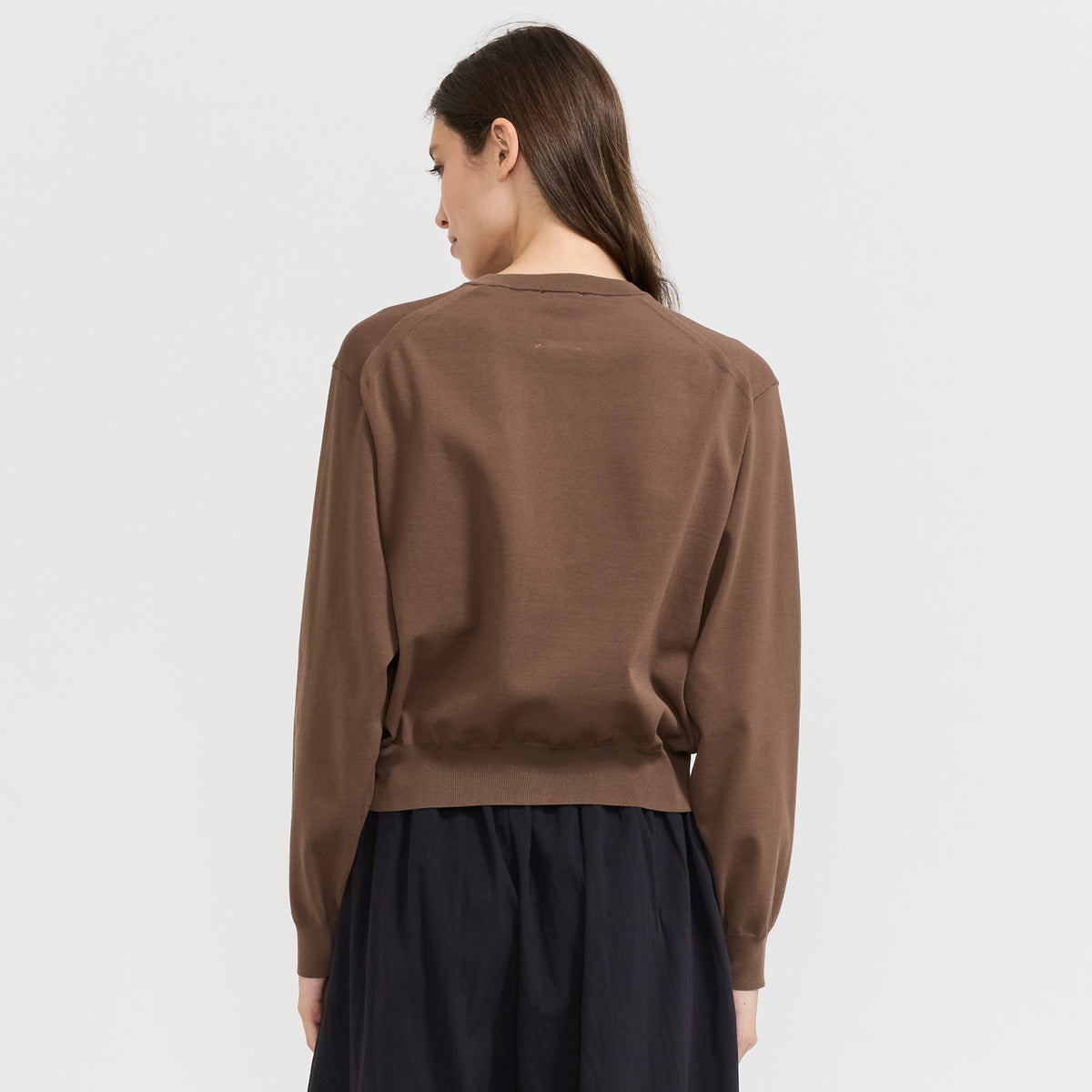 Danton | Crew Neck Cardigan Taupe | Maplestore
