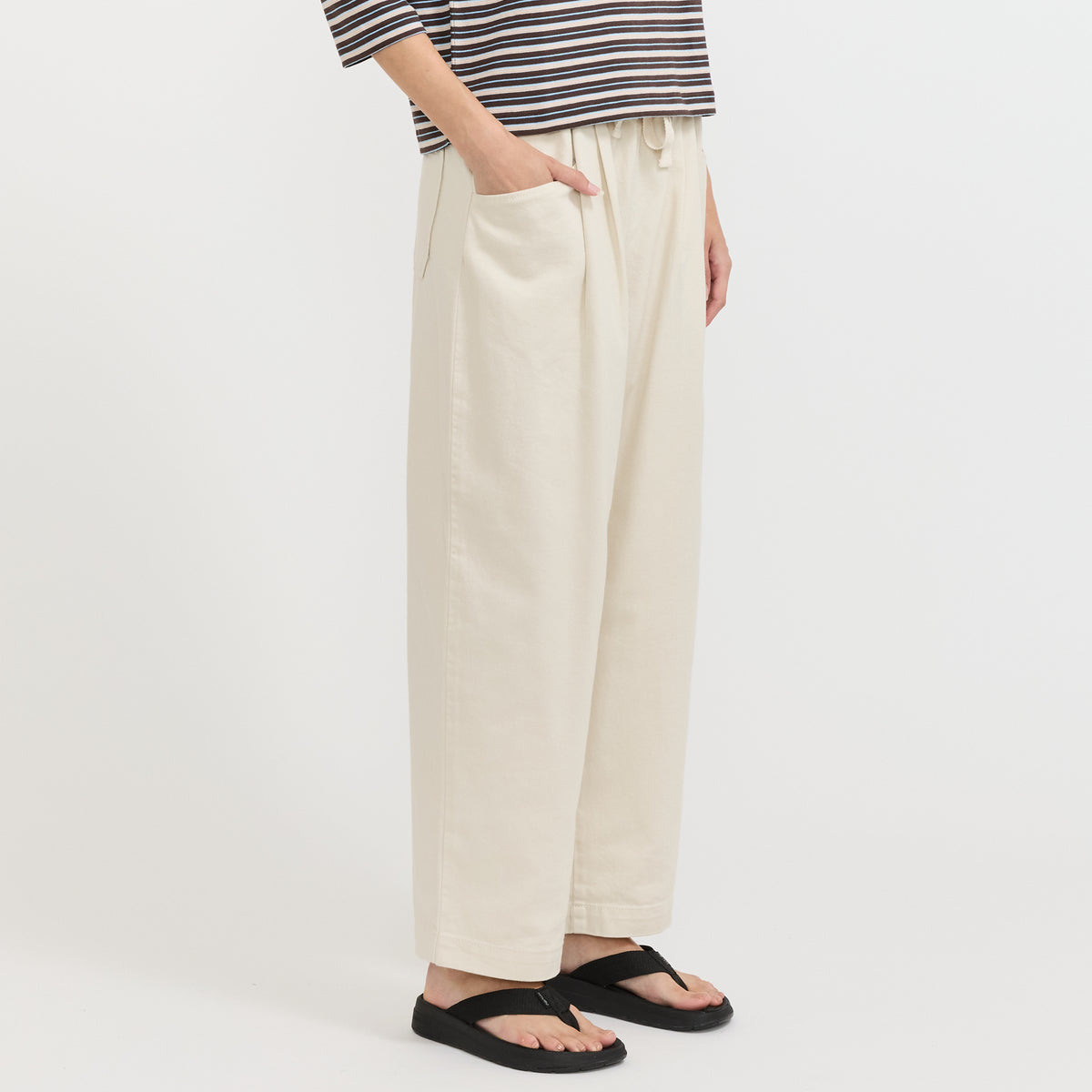 Danton | Tuck Pants Loose Chino Ivory | Maplestore